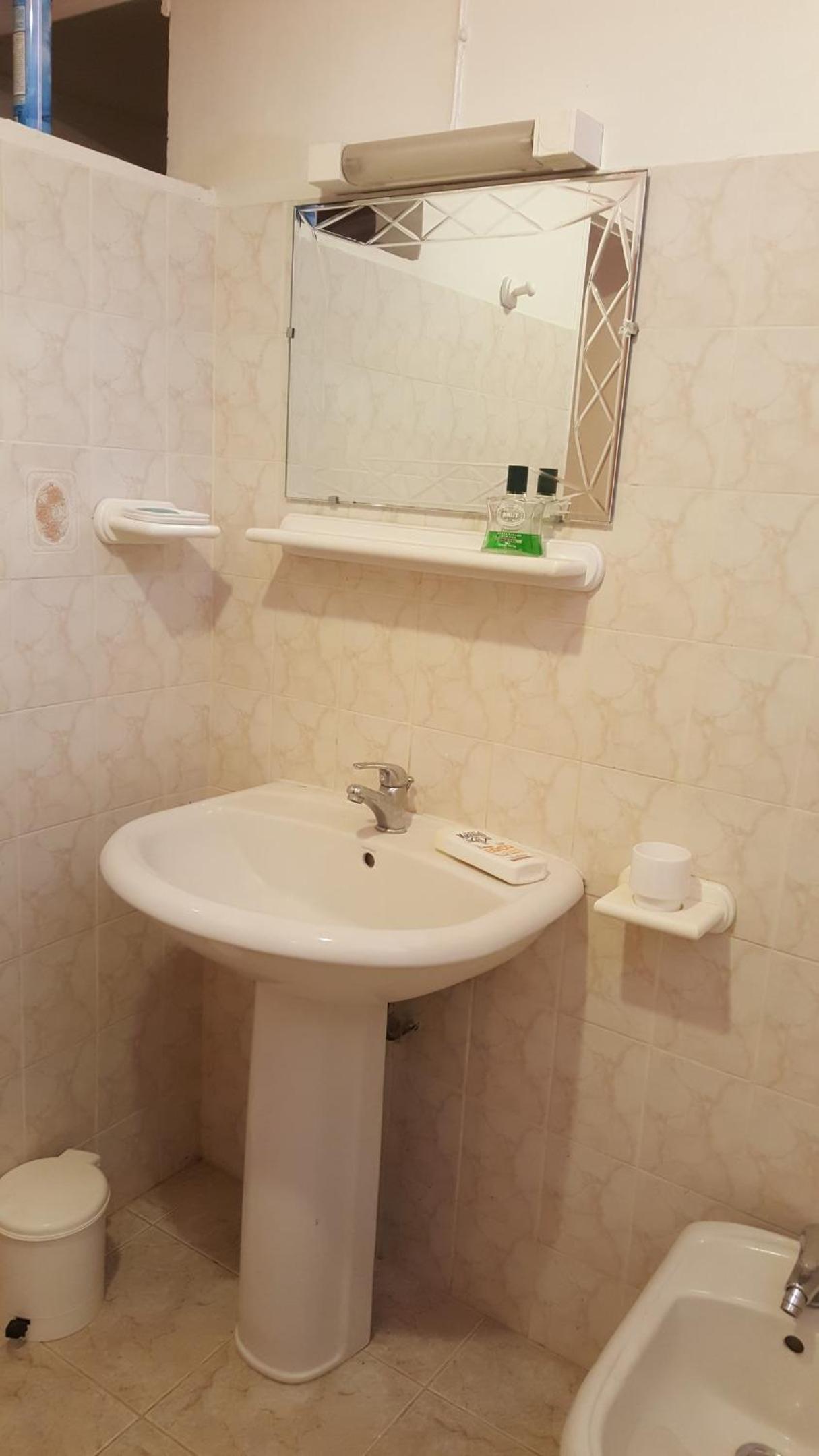 Appartement confortable a Mare Gailard 93 m² jardin prive view 3