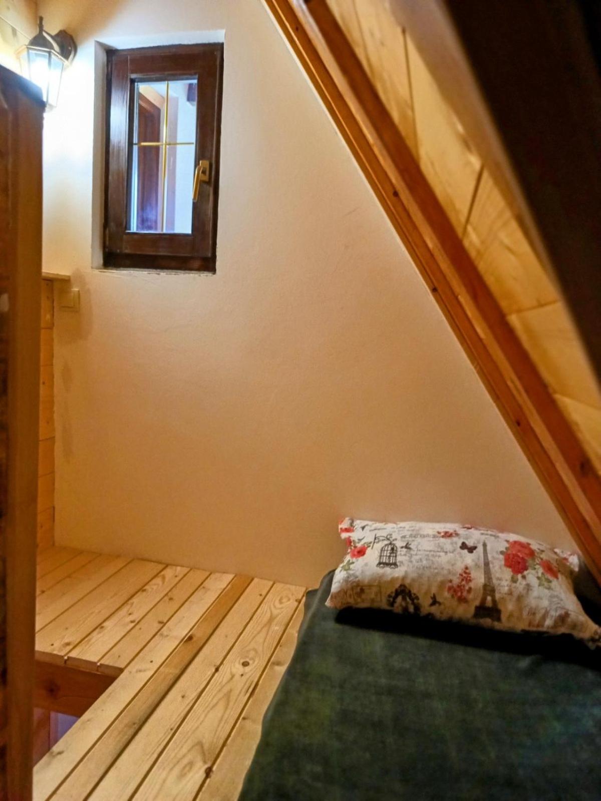 Photo 24