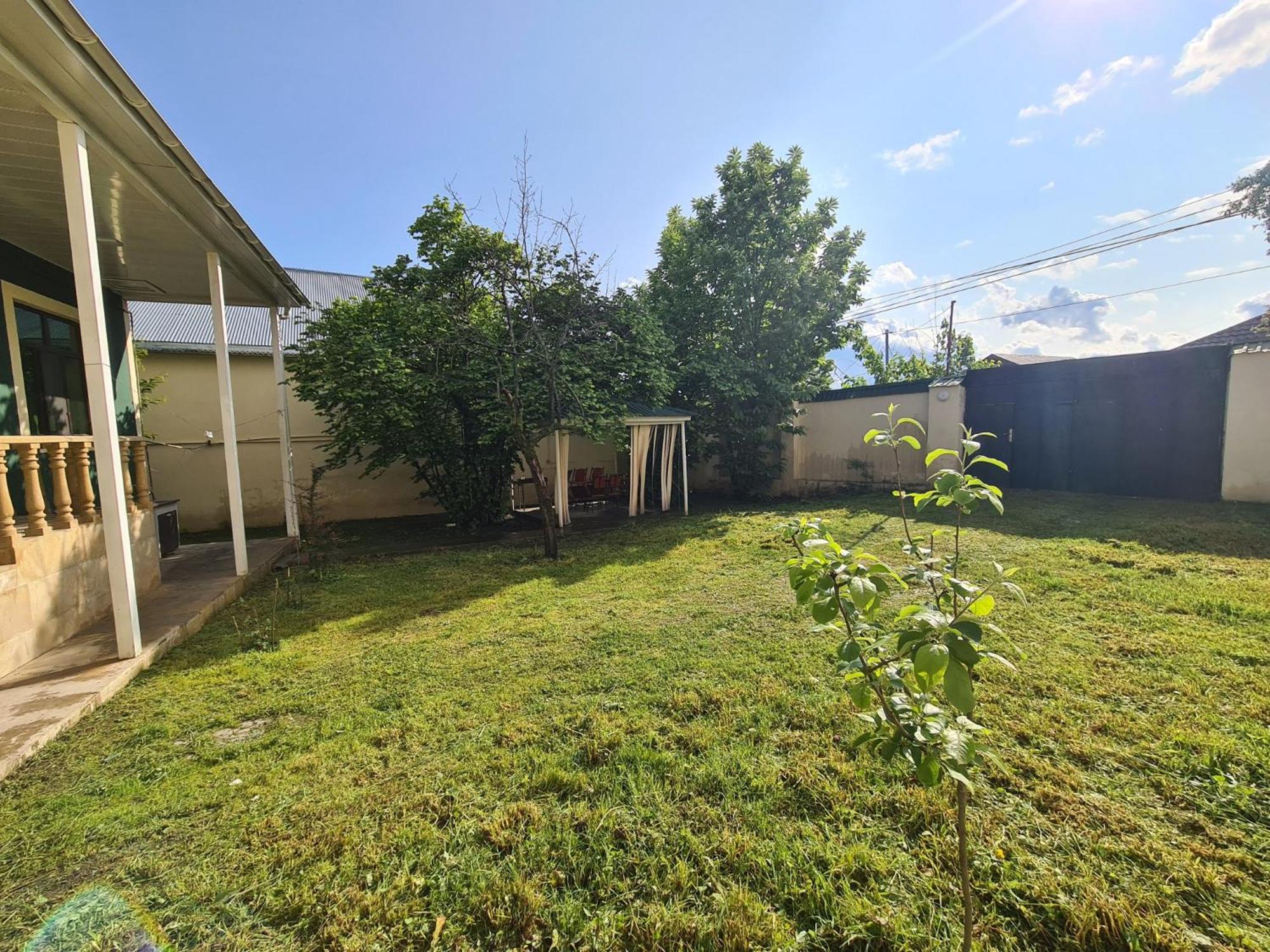 Nice small villa green garden or