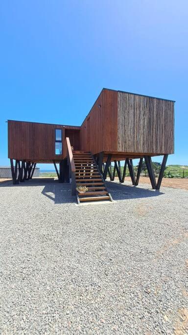 Nueva! Casa en condominio con acceso directo a la playa