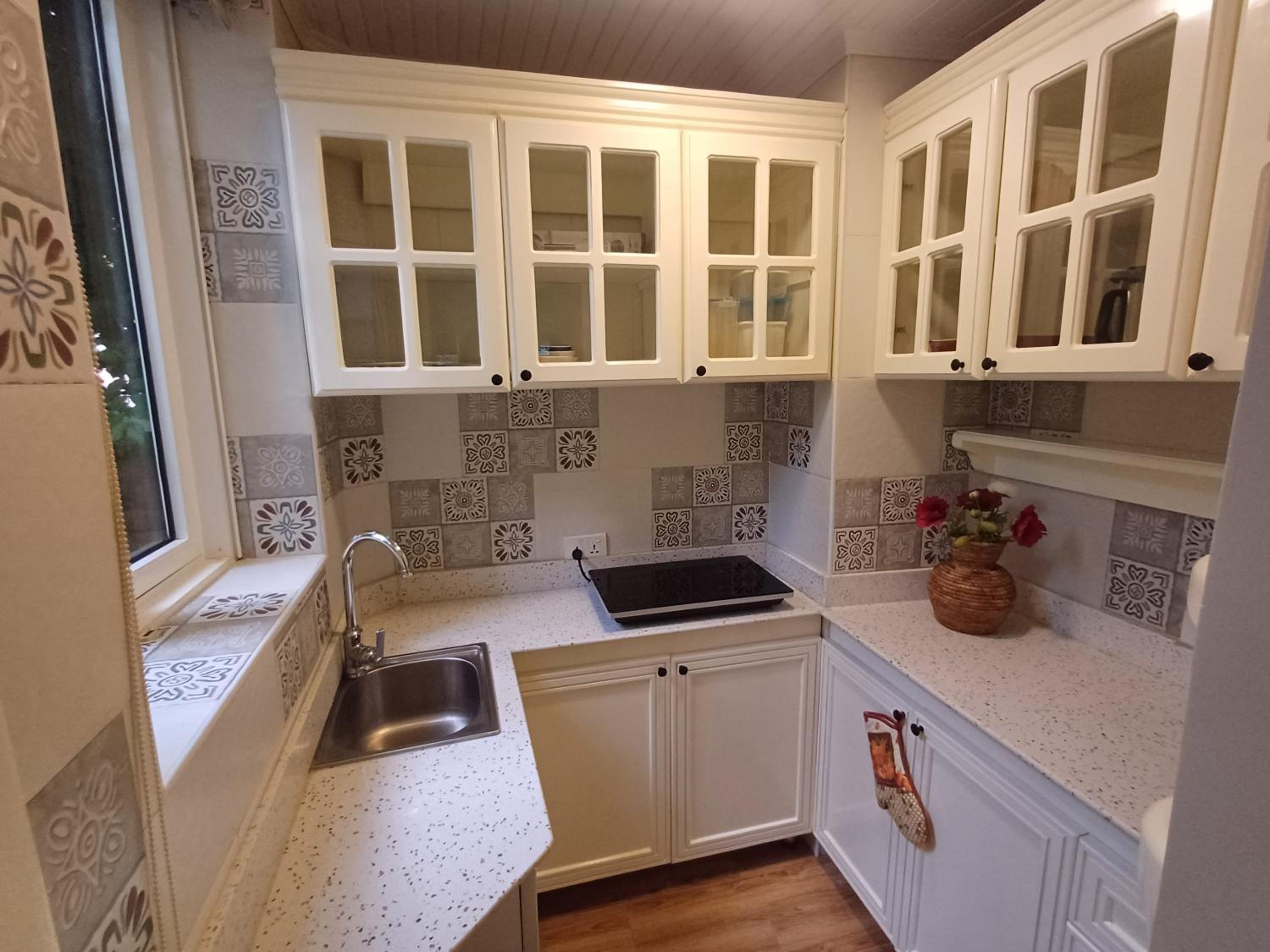 Two Sunbirds Rental