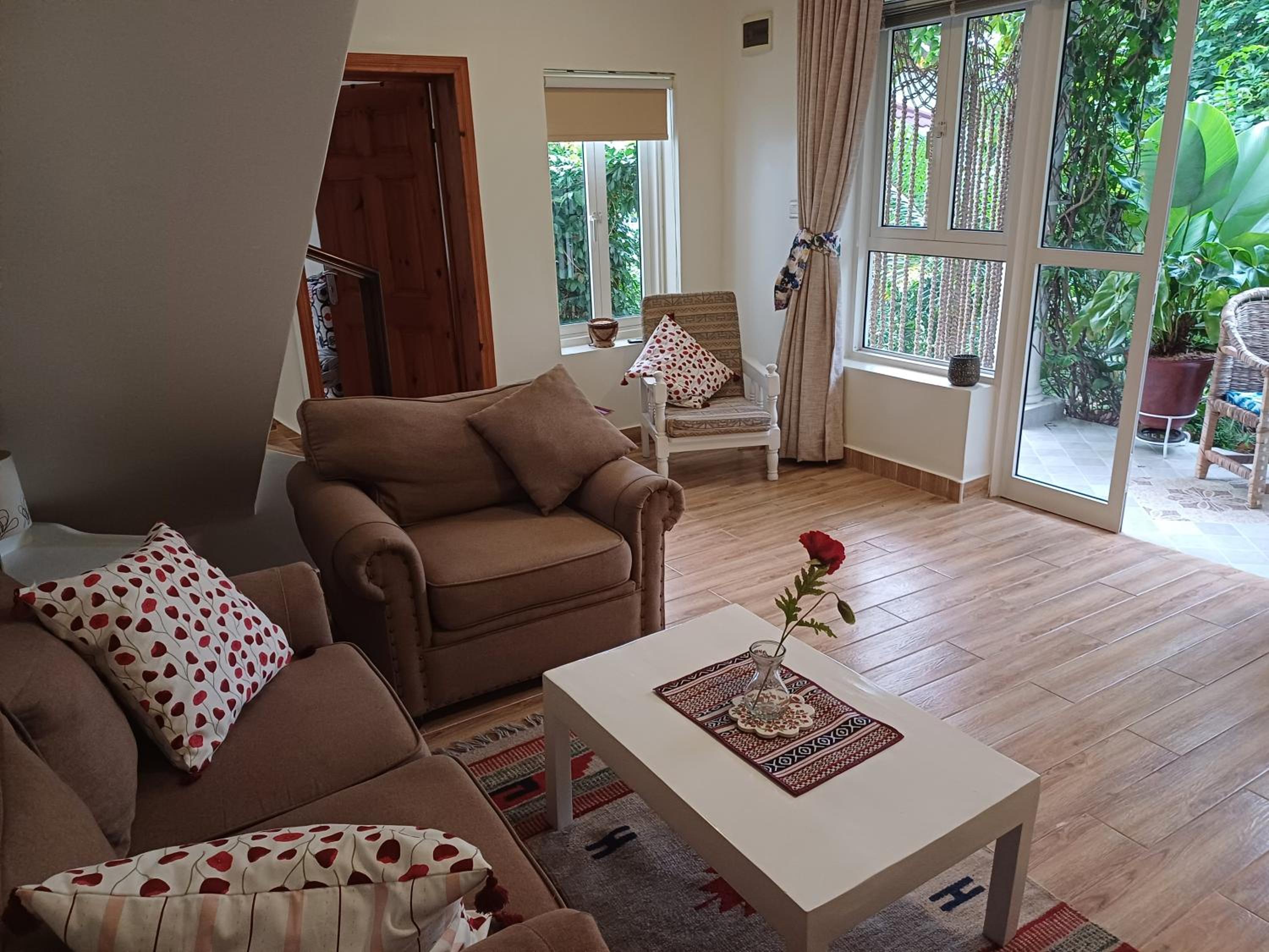 Two Sunbirds Rental