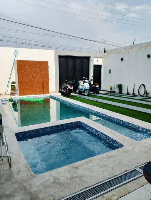 Casa Nueva con Alberca y Jacuzzi