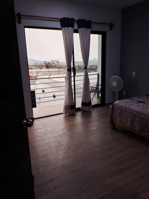 Casa Nueva con Alberca y Jacuzzi