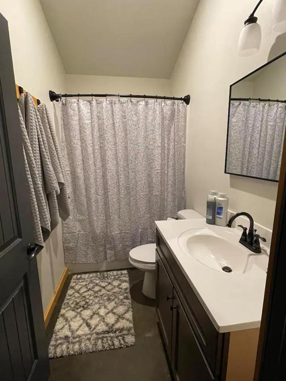 River Run Apartment view 4