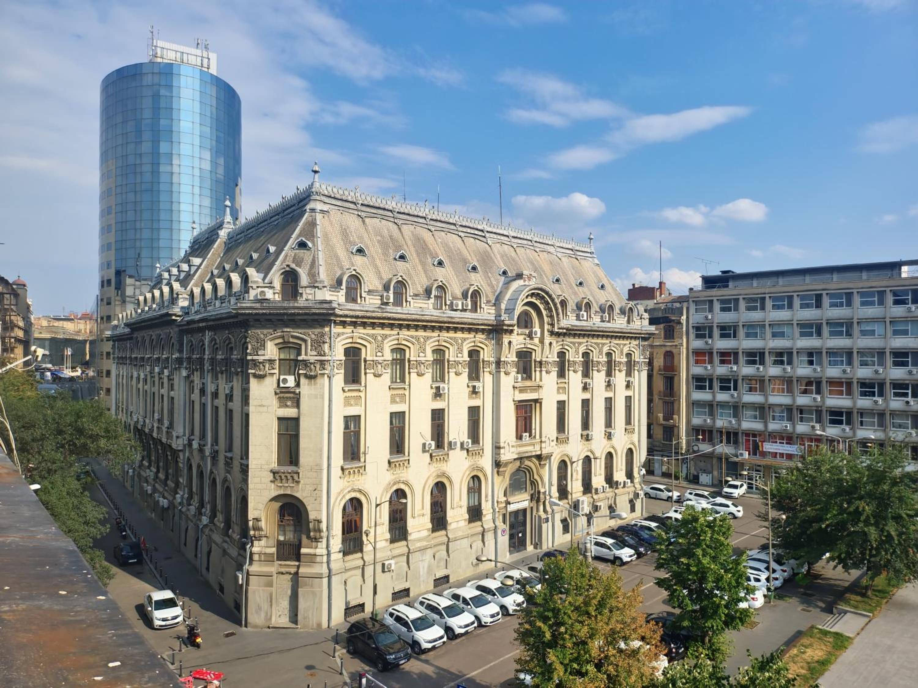 ApartHotel Yanis