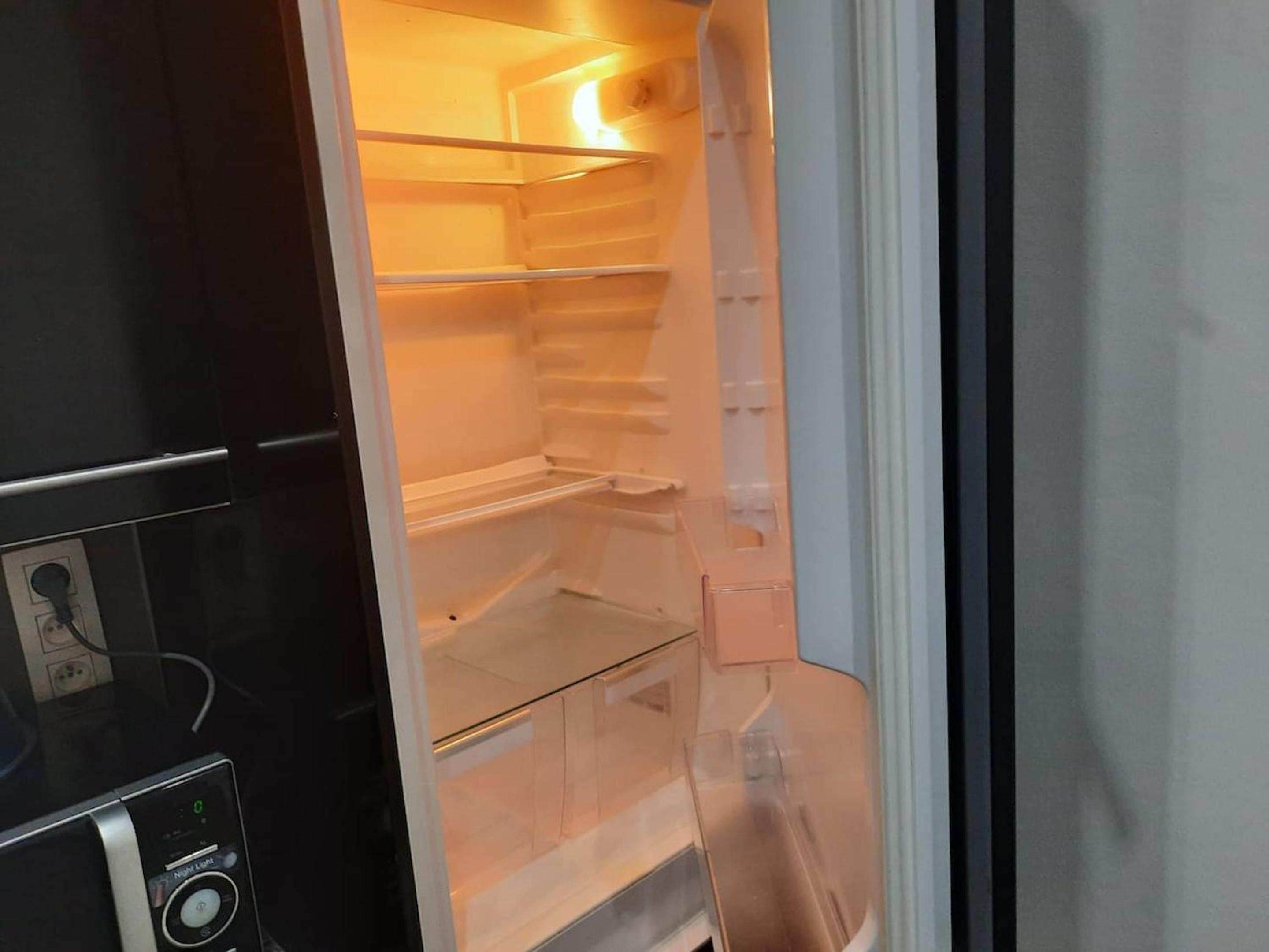 Modern Apartment in Molenbeek-Saint-Jean / 77 m² / Parking