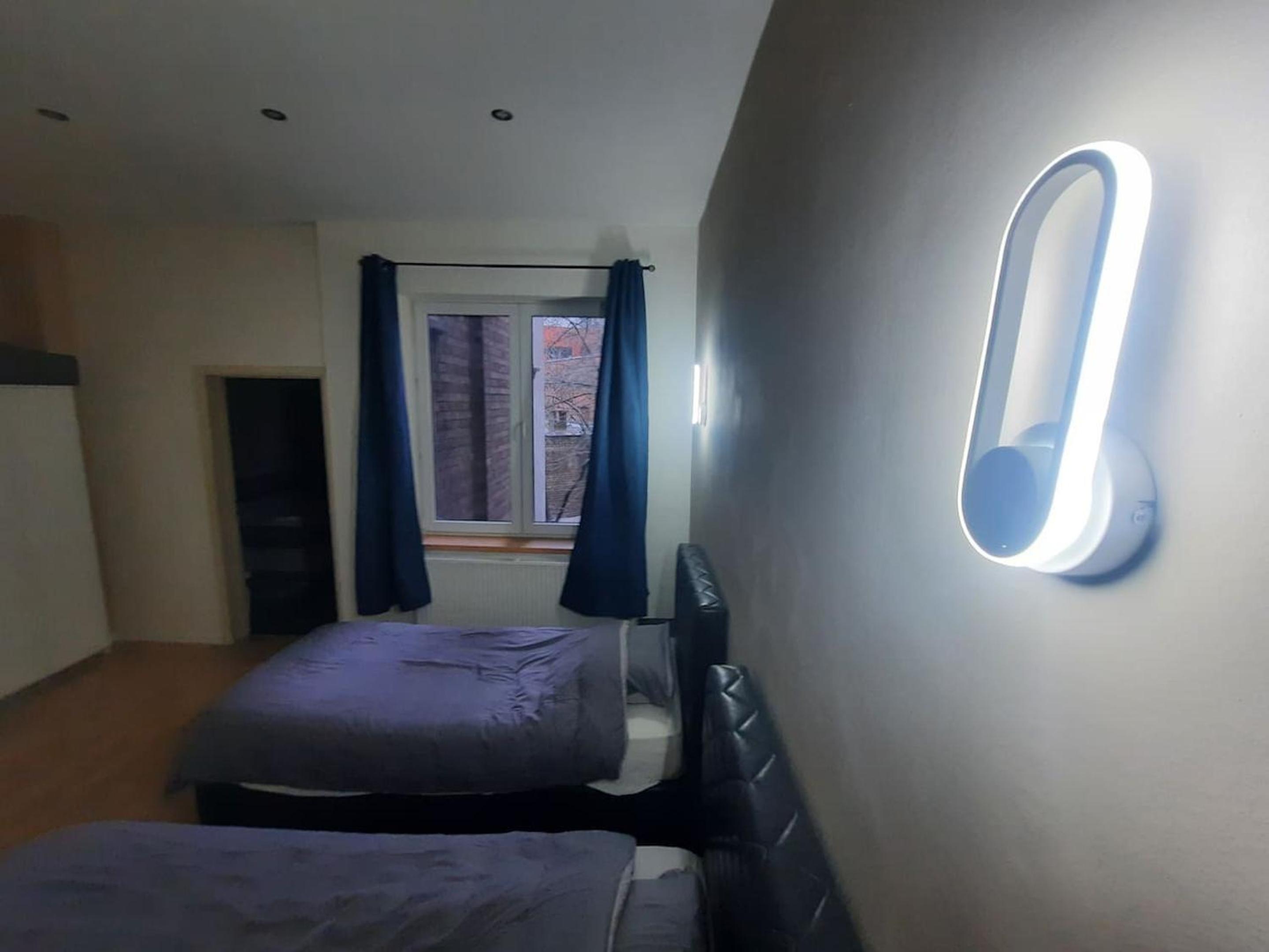 Modern Apartment in Molenbeek-Saint-Jean / 77 m² / Parking