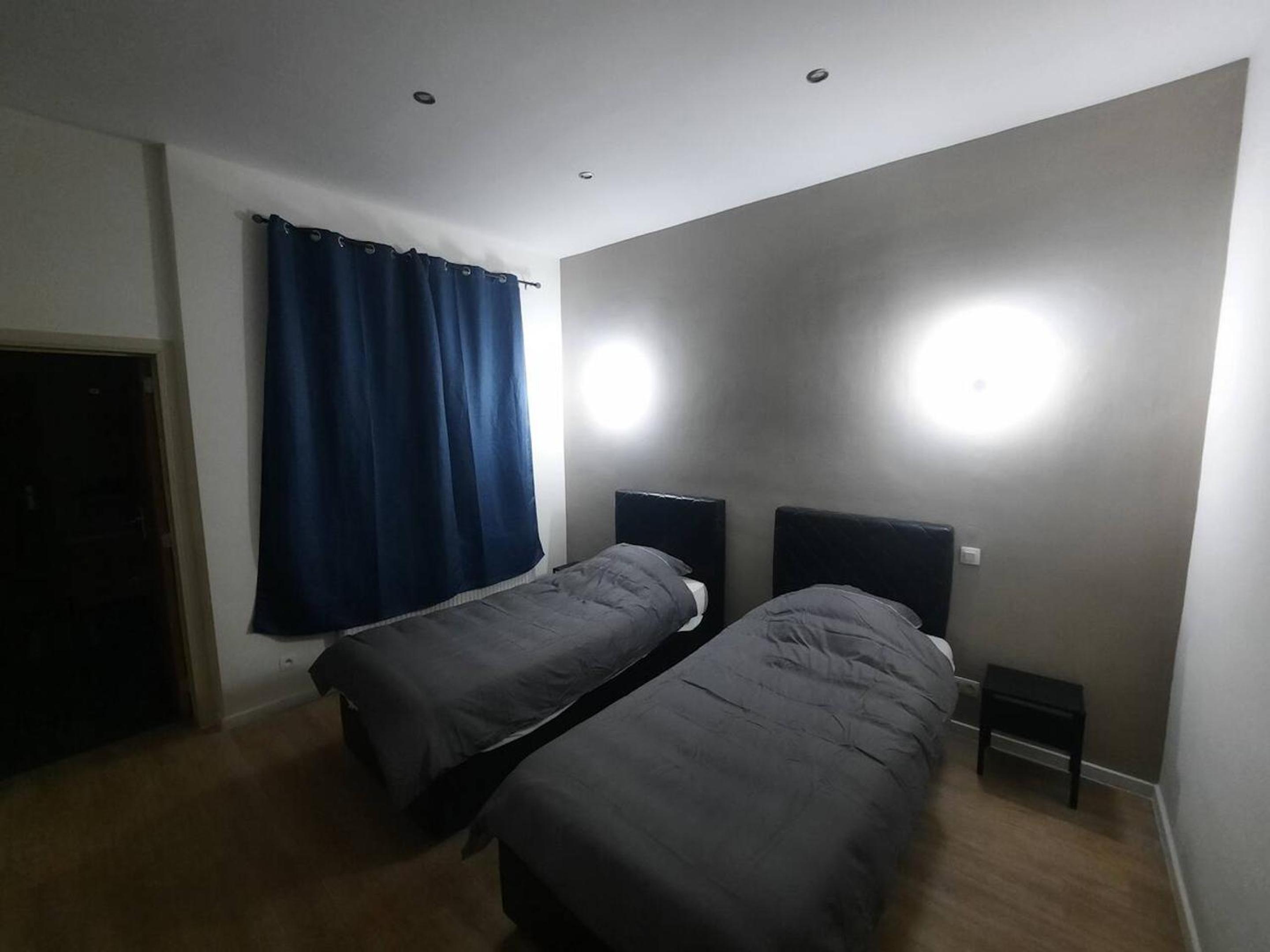 Modern Apartment in Molenbeek-Saint-Jean / 77 m² / Parking