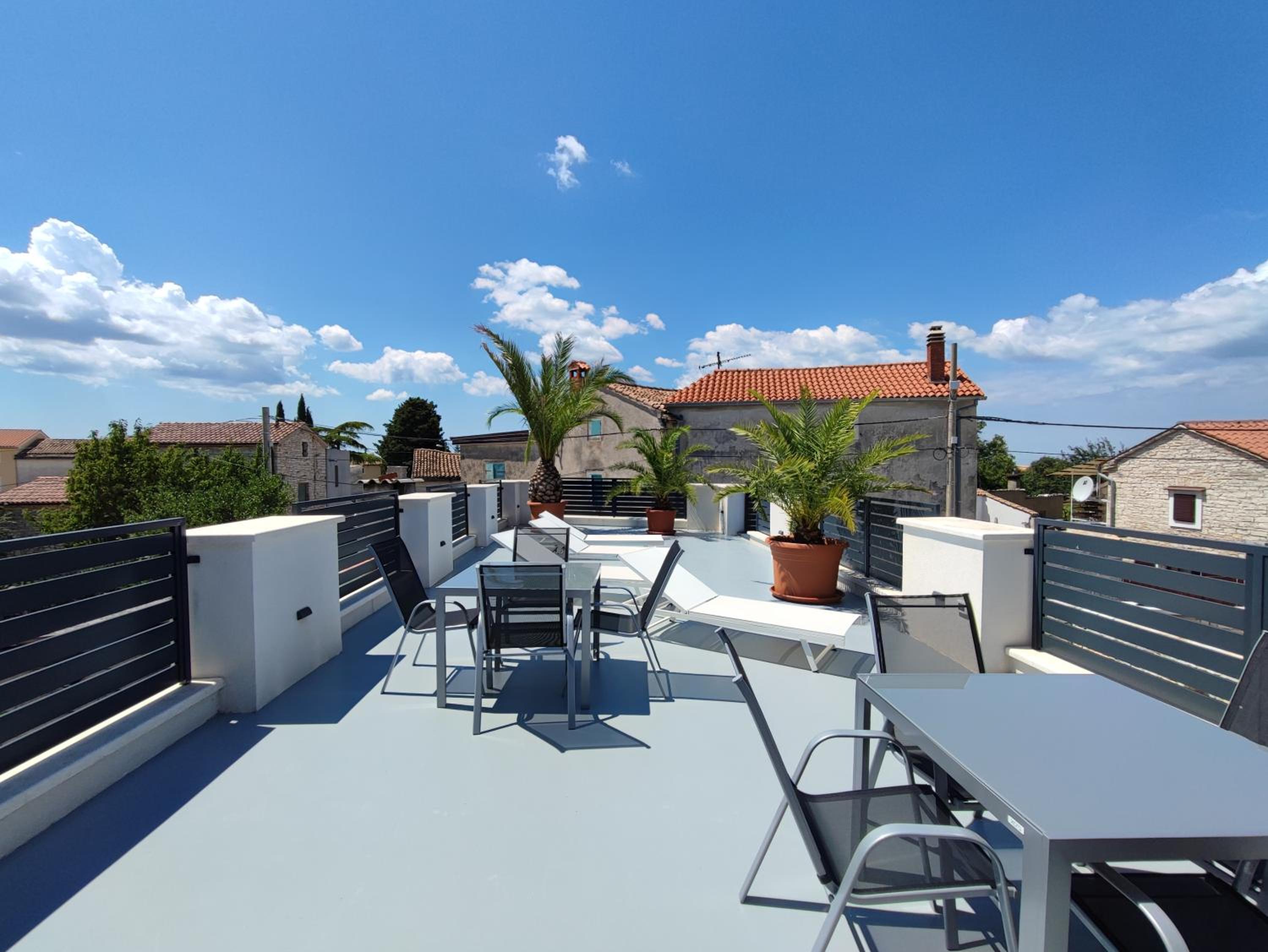 Villa Galant with pool & sauna view 4