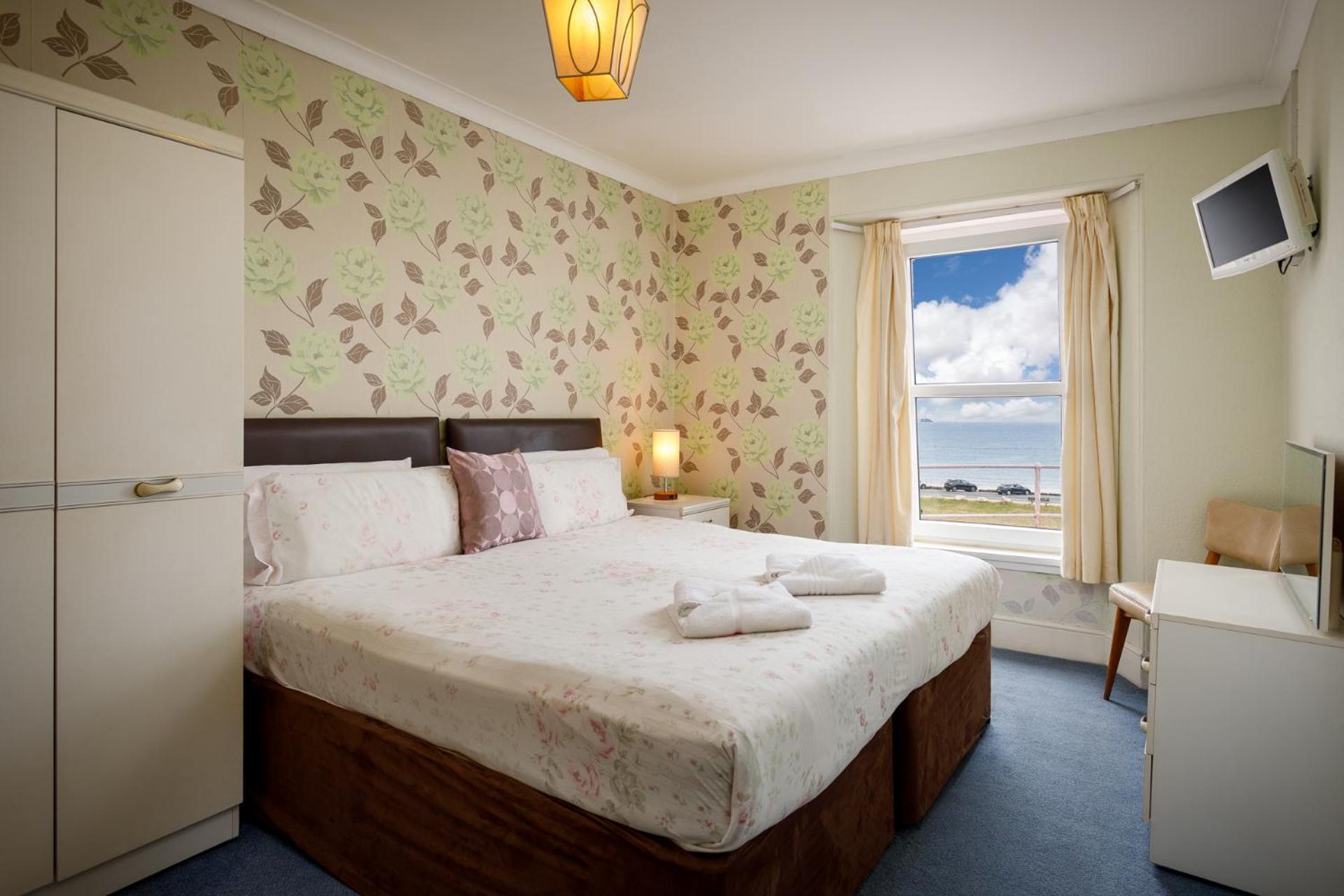 Cherry Tree Hotel