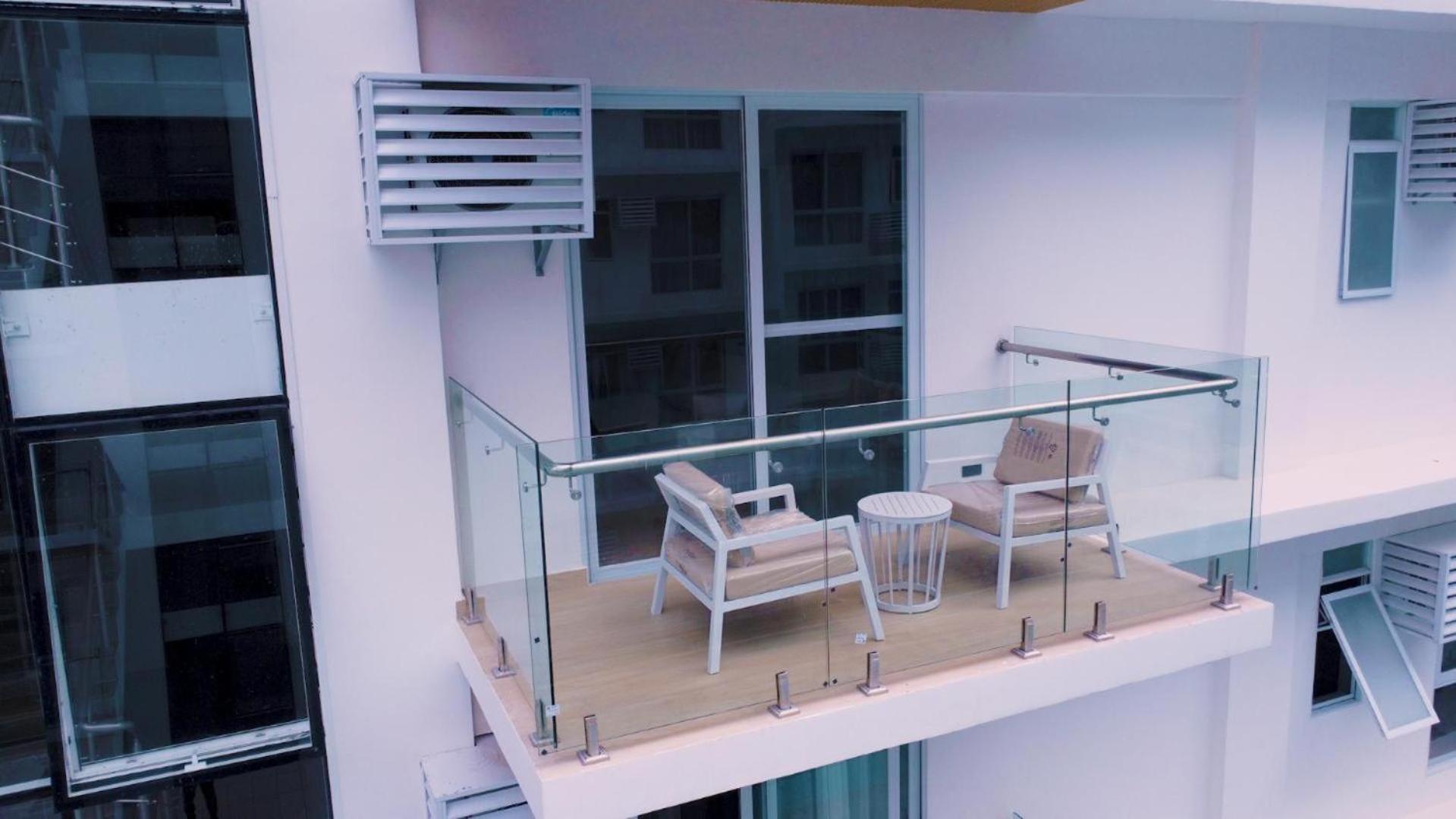 Serenity residence along beach
