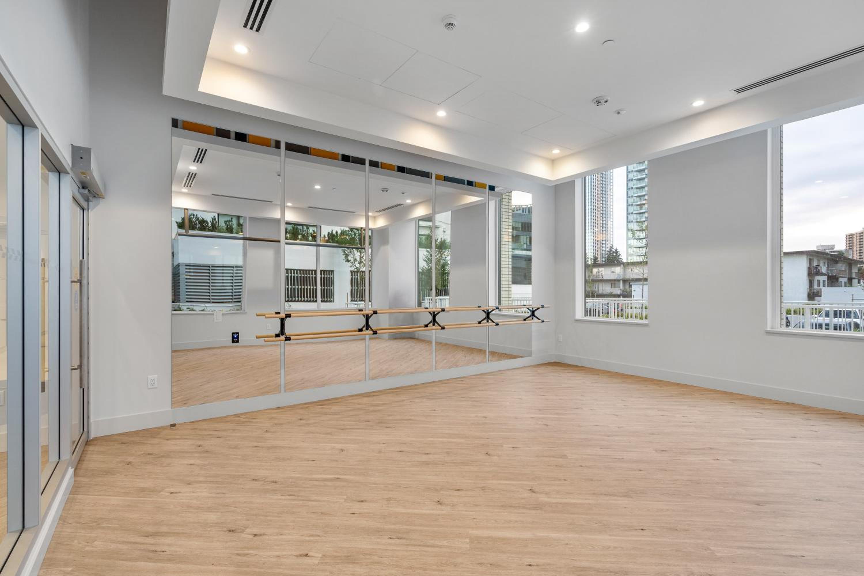 Brand New Apartment with Unbeatable Views Walking Distance to Metrotown Station and Mall