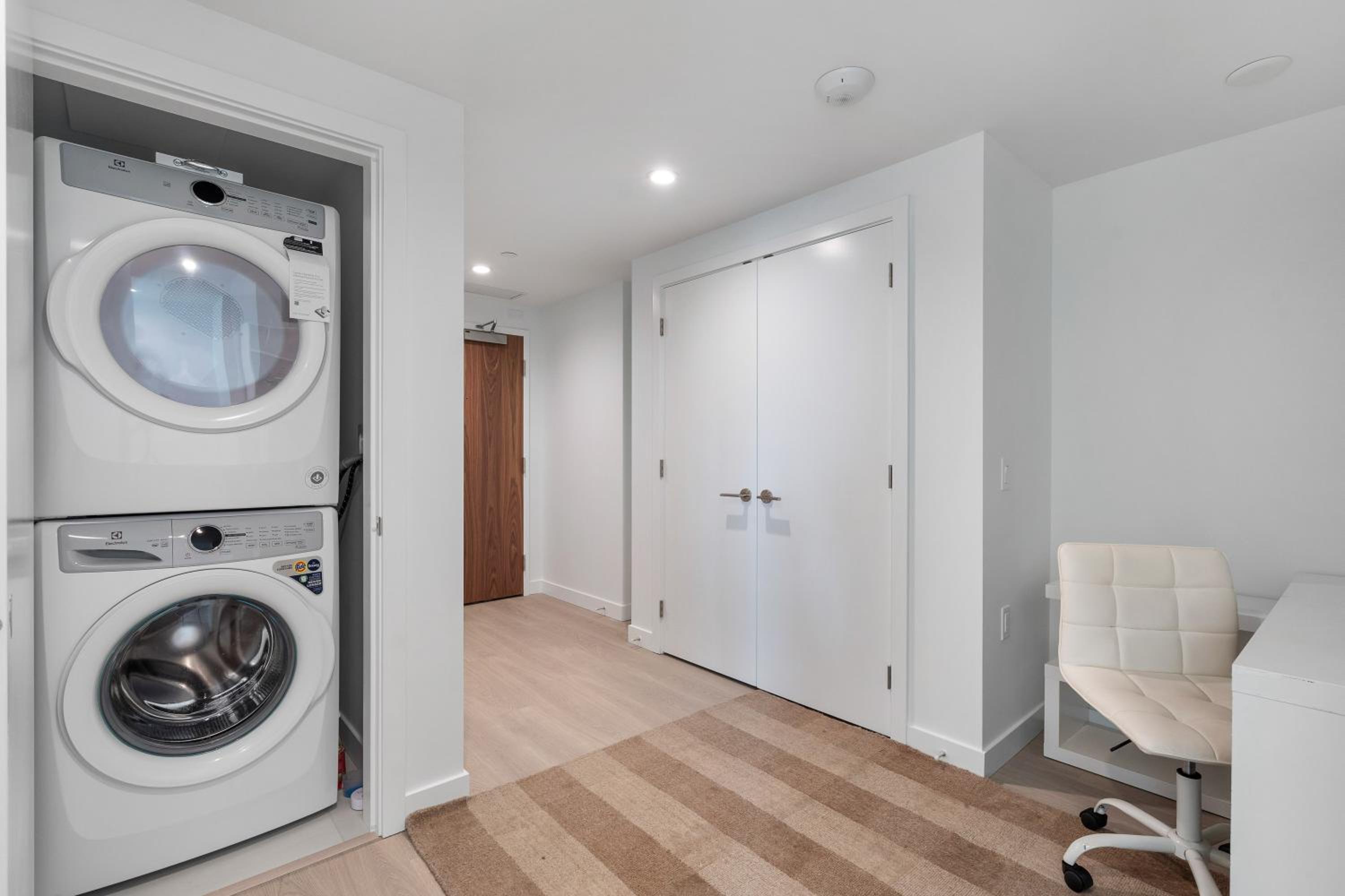 Brand New Apartment with Unbeatable Views Walking Distance to Metrotown Station and Mall