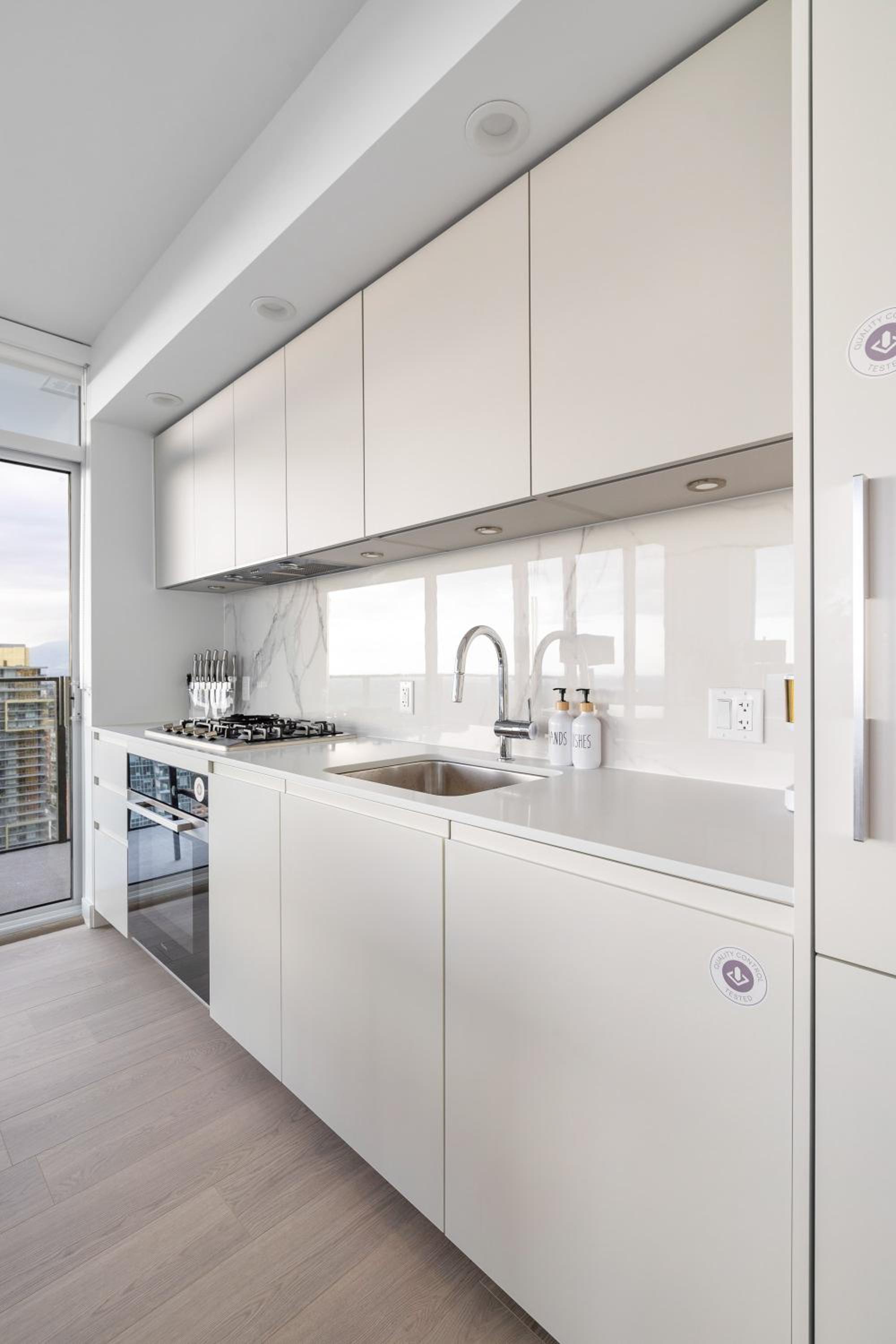 Brand New Apartment with Unbeatable Views Walking Distance to Metrotown Station and Mall