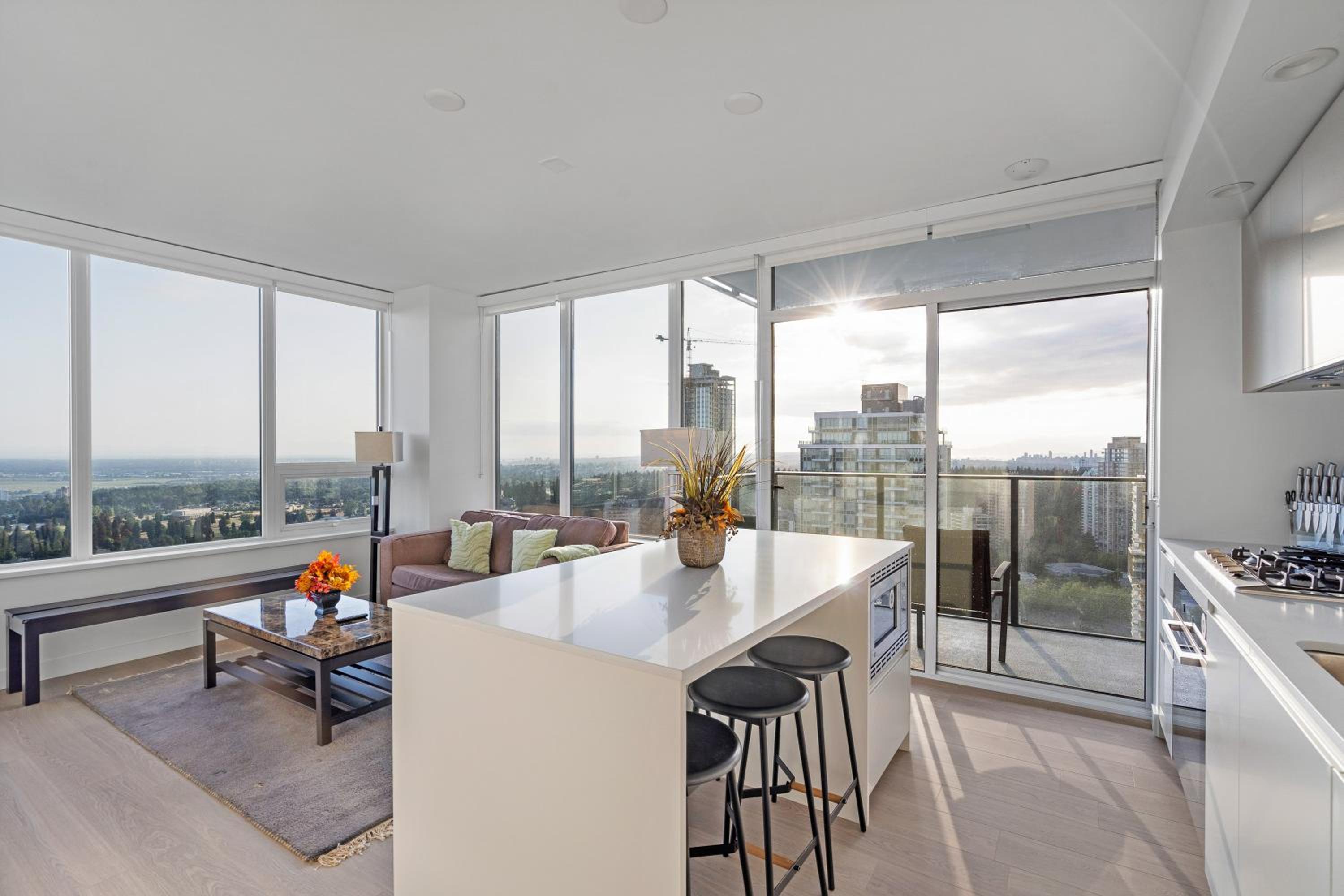 Brand New Apartment with Unbeatable Views Walking Distance to Metrotown Station and Mall