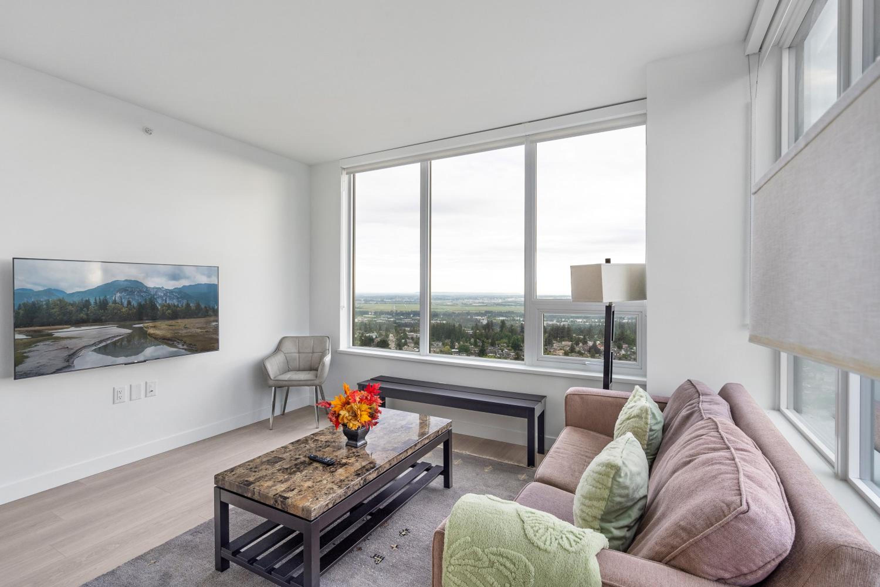 Brand New Apartment with Unbeatable Views Walking Distance to Metrotown Station and Mall