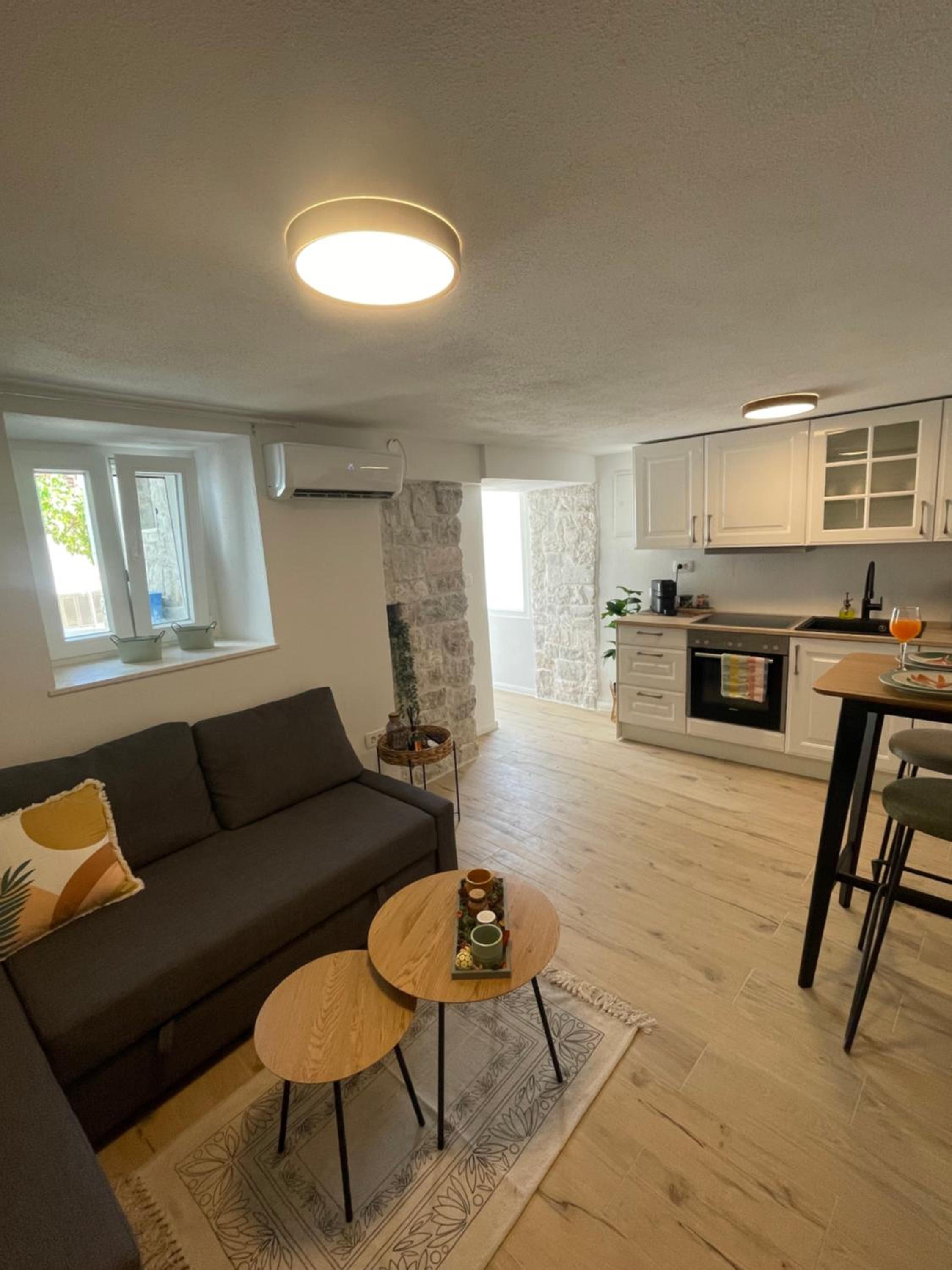 Balatura House