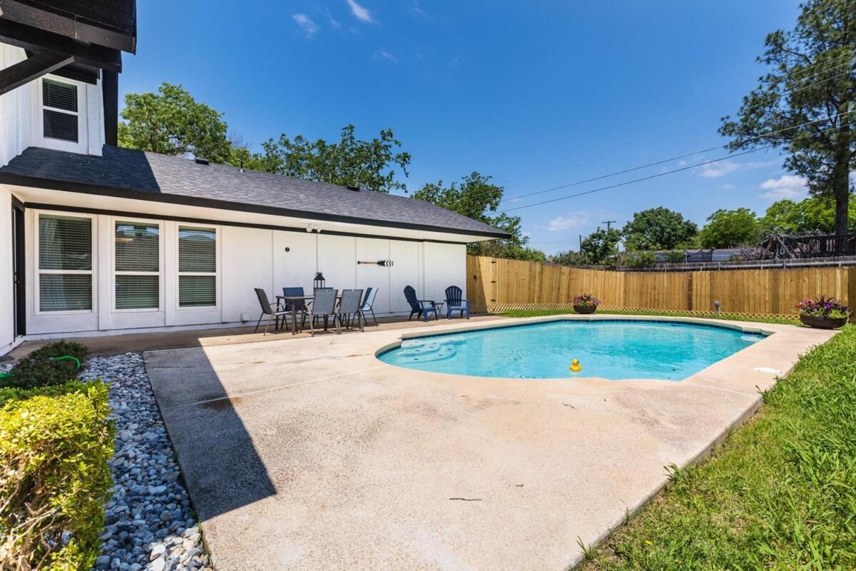 Modern Oasis view 3