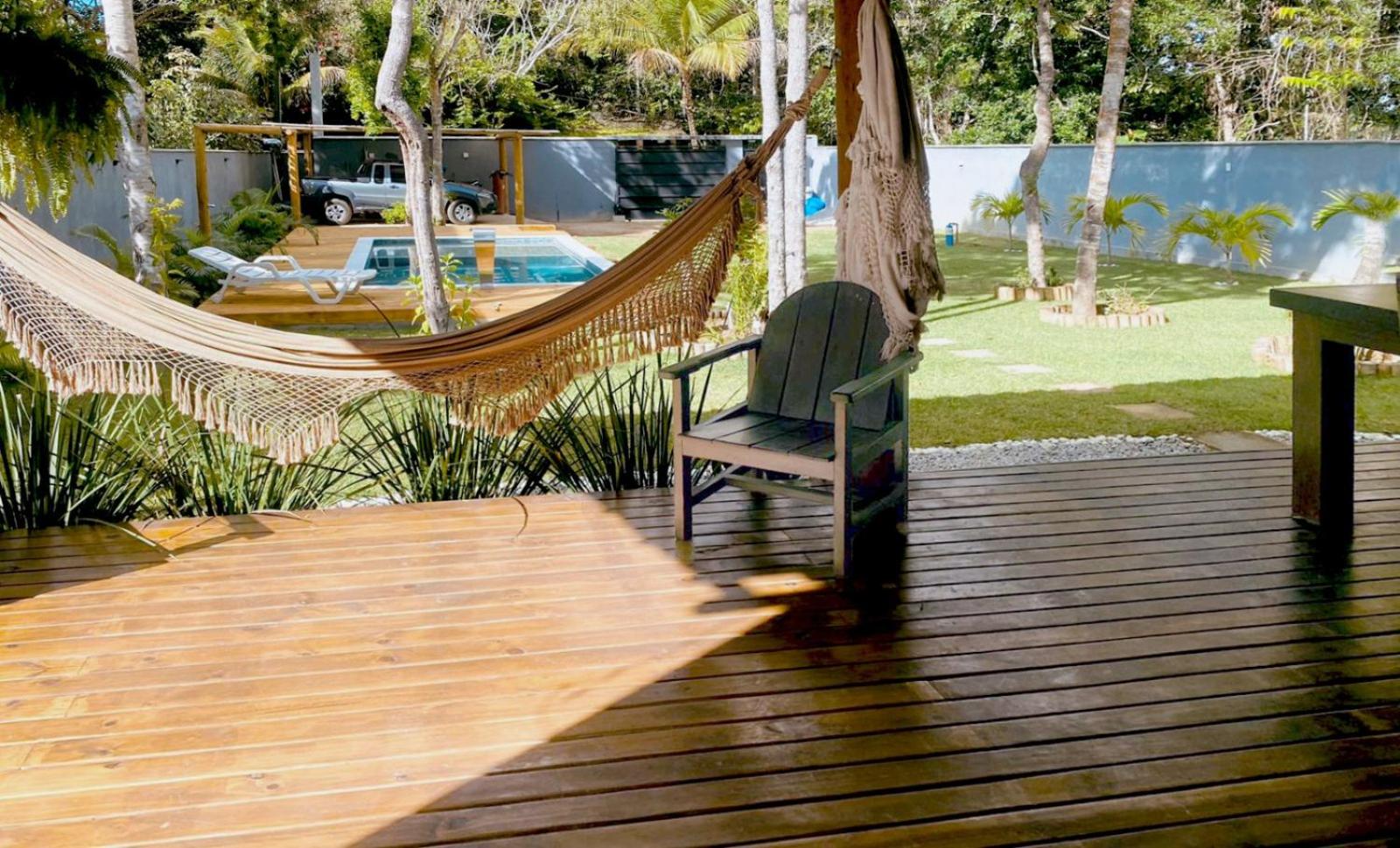 Rustige vrijstaande villa met privézwembad en tuin, nabij het strand