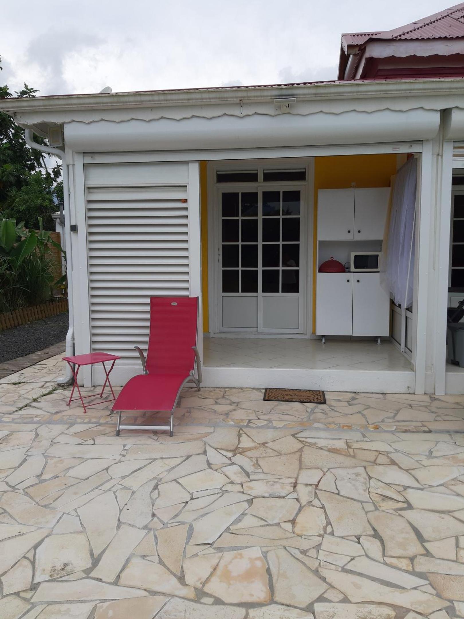 Studio cosy à Sainte Rose 19 m² avec piscine partagée view 5