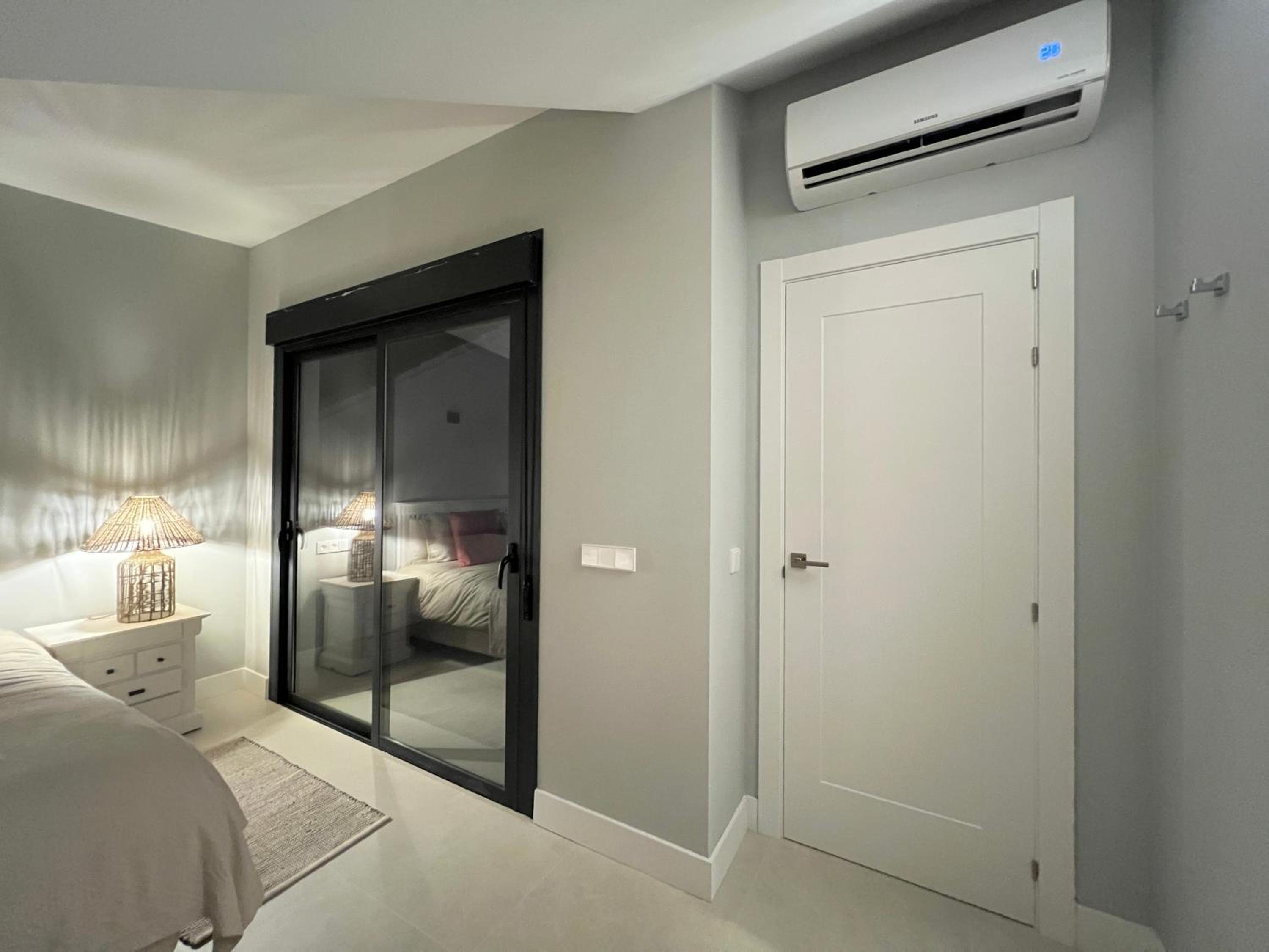 Casabel Beach Villa Playa Alicate Marbella