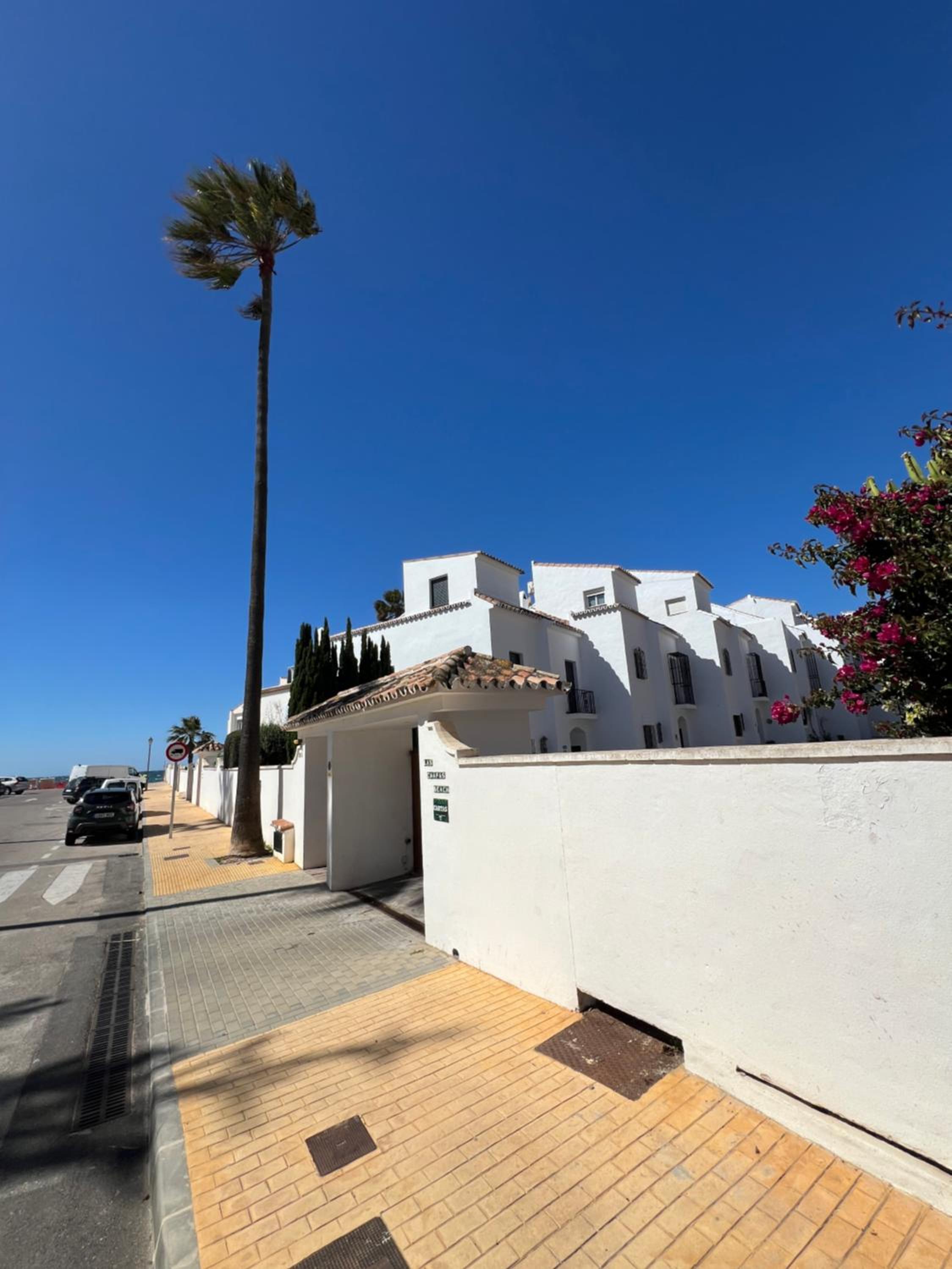 Casabel Beach Villa Playa Alicate Marbella
