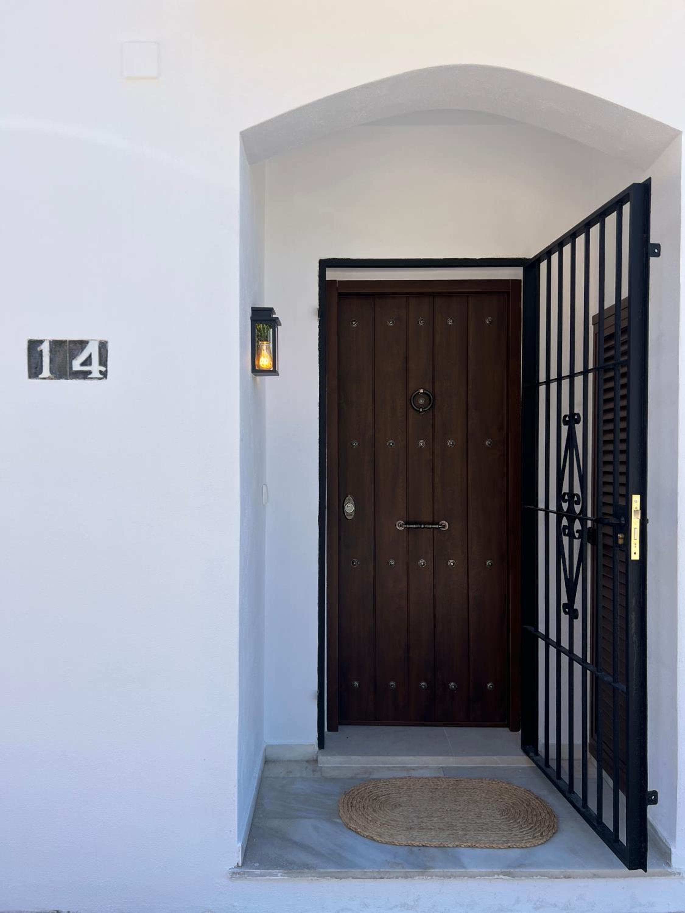 Casabel Beach Villa Playa Alicate Marbella