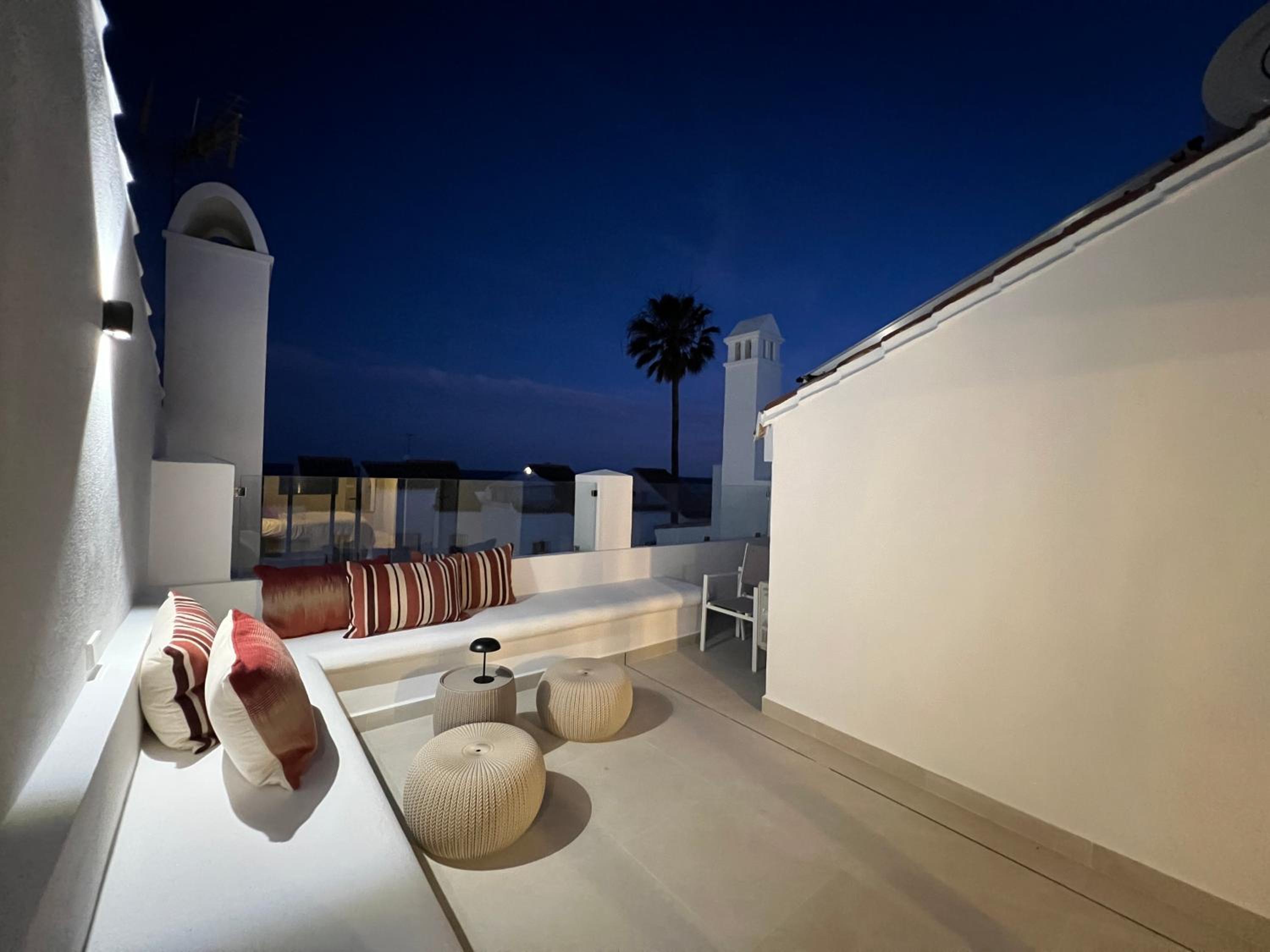 Casabel Beach Villa Playa Alicate Marbella