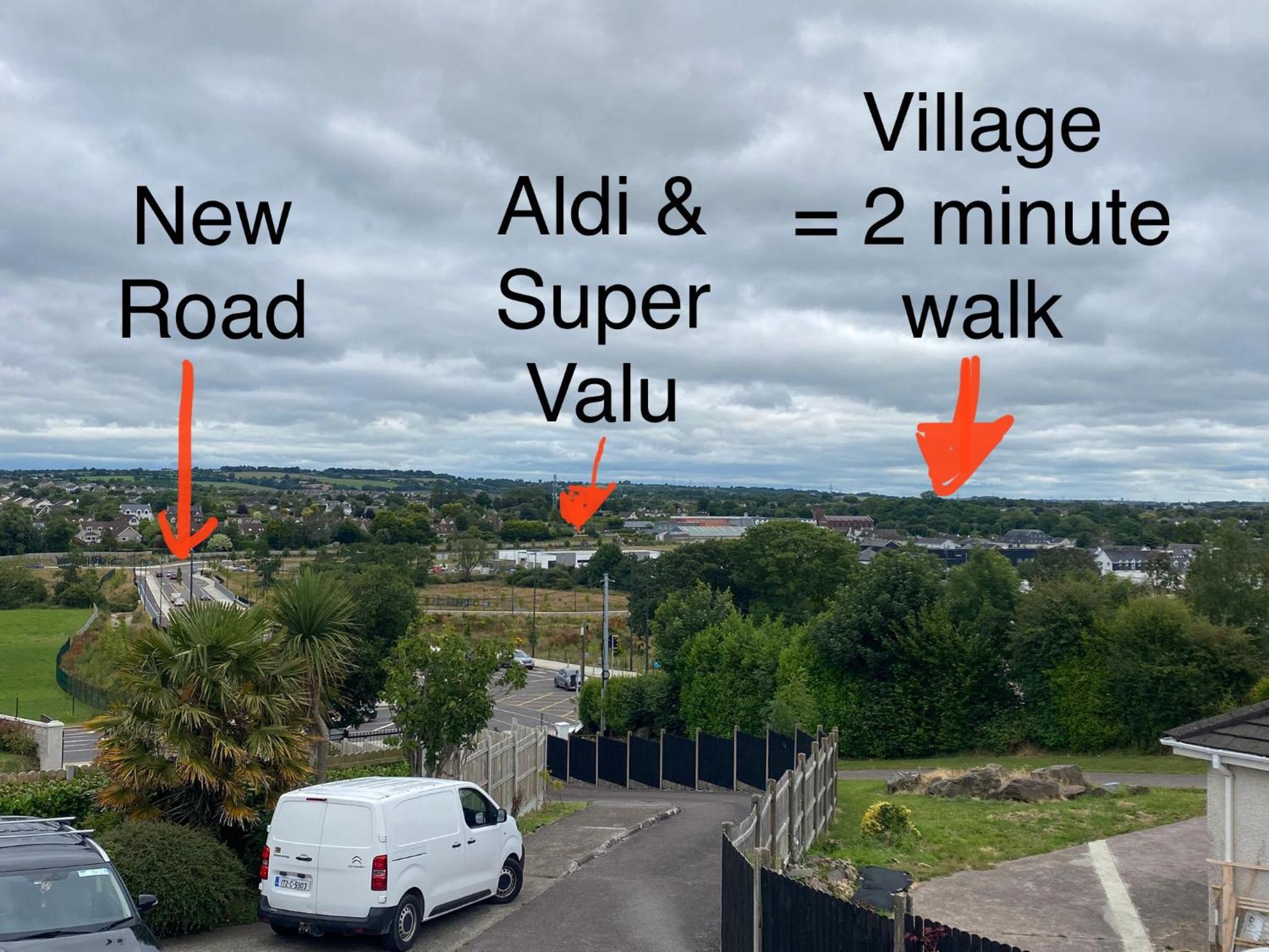 Mini-Apt Carrigaline, 2min to town 1 Bed & Sofa Bed Sleeps 4 view 4