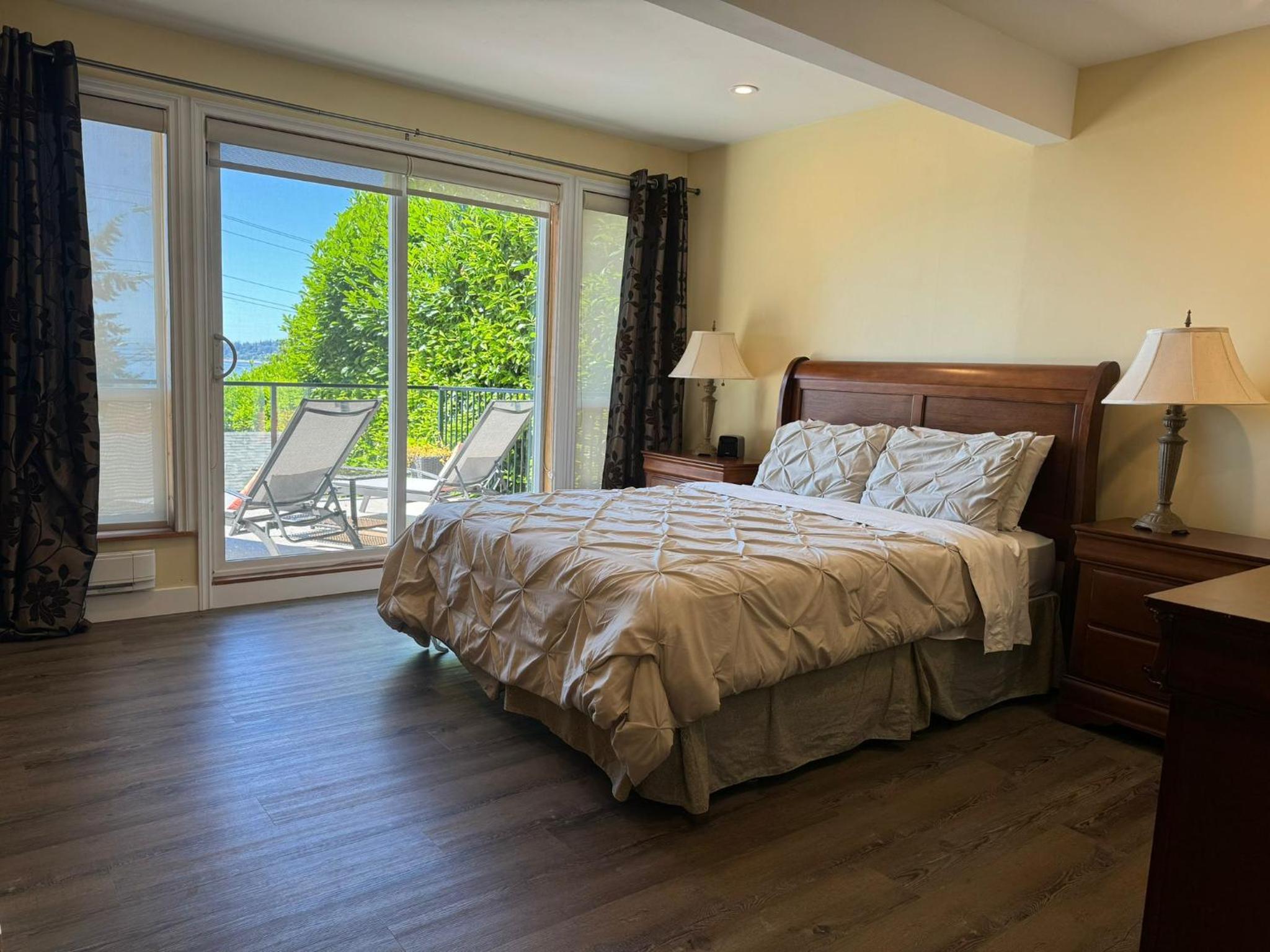Relaxing 3bdr 2bth Home with Gorgeous View