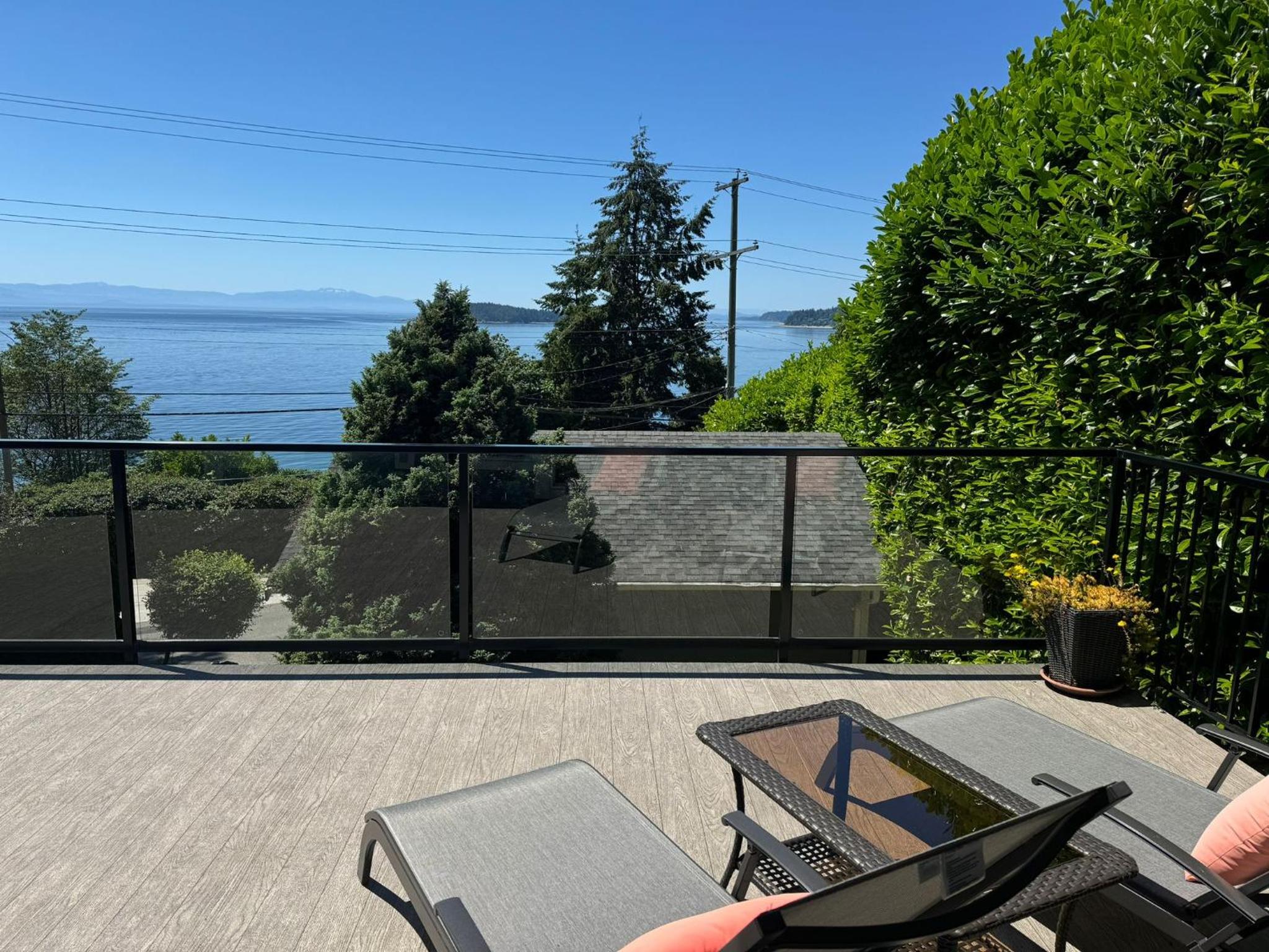 Relaxing 3bdr 2bth Home with Gorgeous View