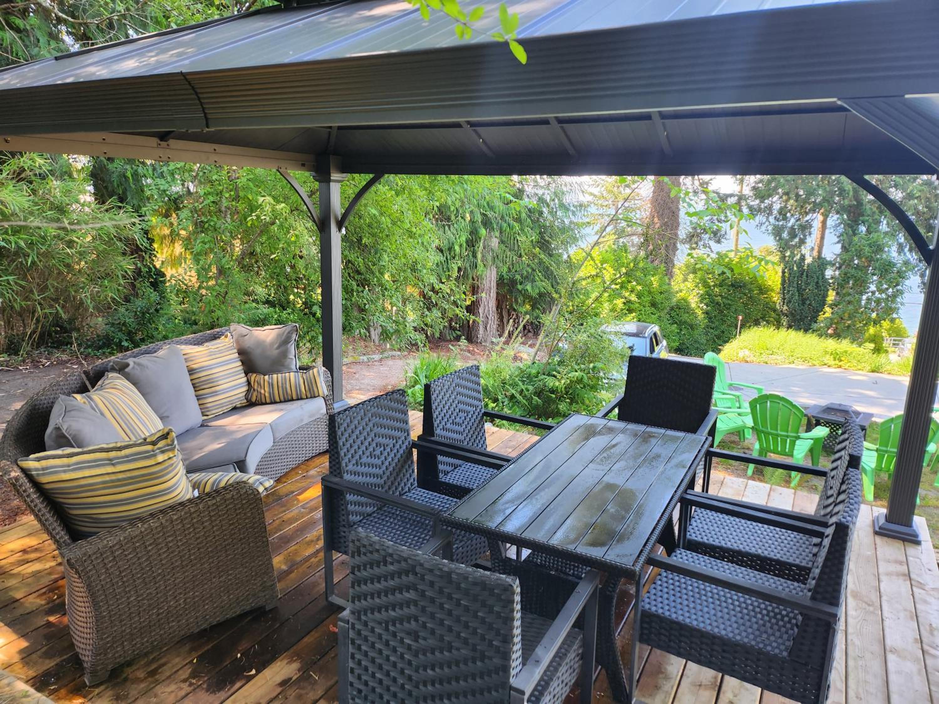 Relaxing 3bdr 2bth Home with Gorgeous View