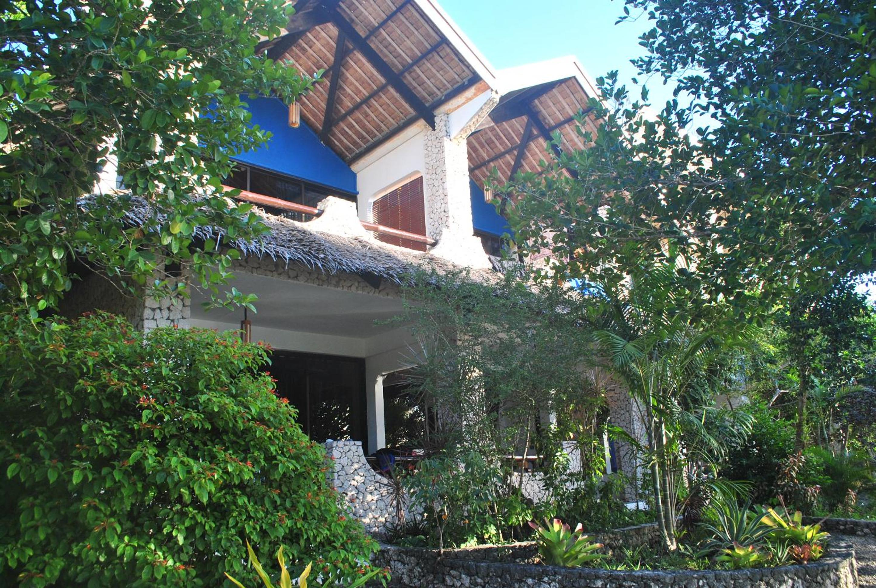 Lenisia Corporate Guest House — photo 40