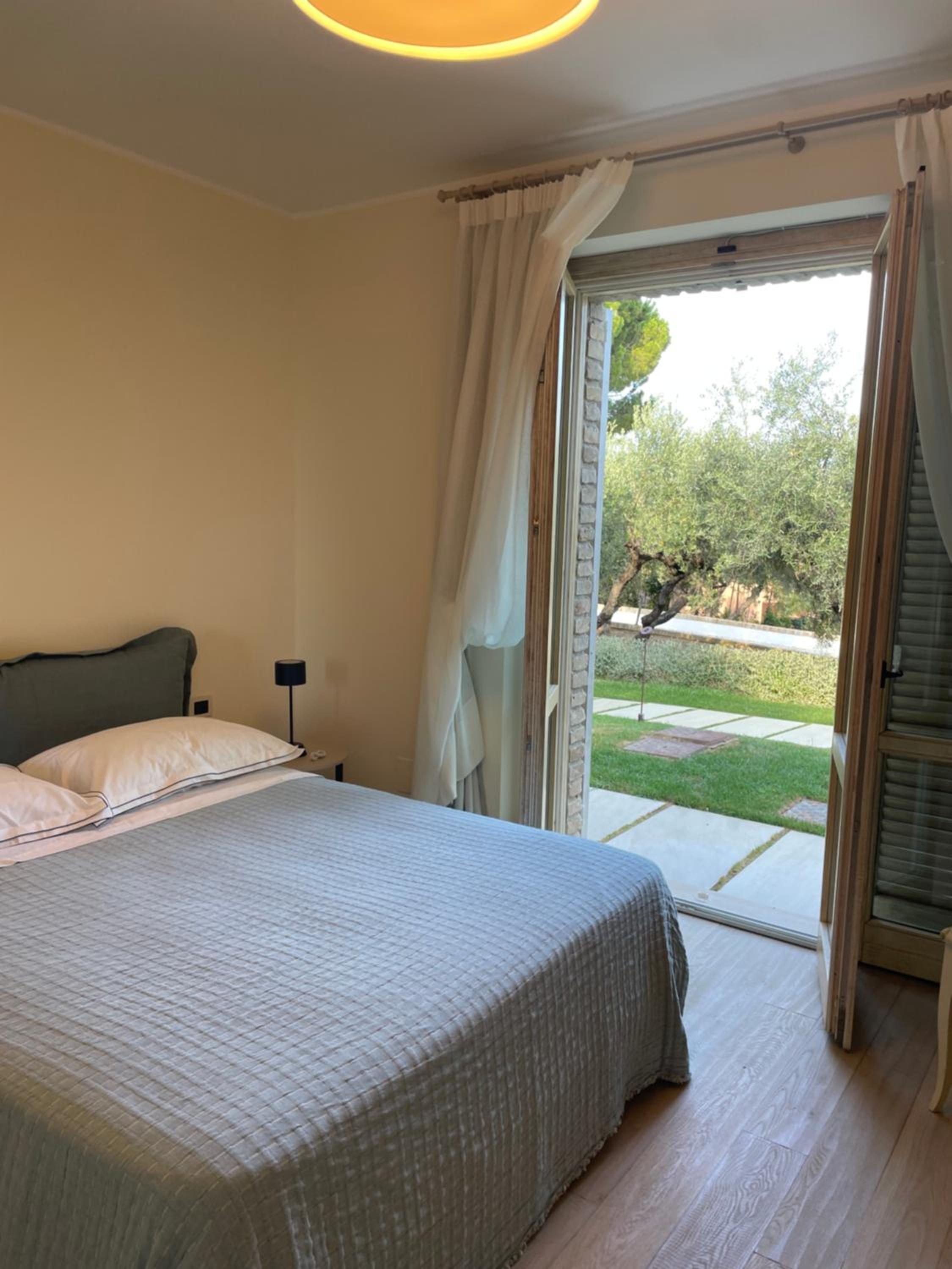 La BouganVillea