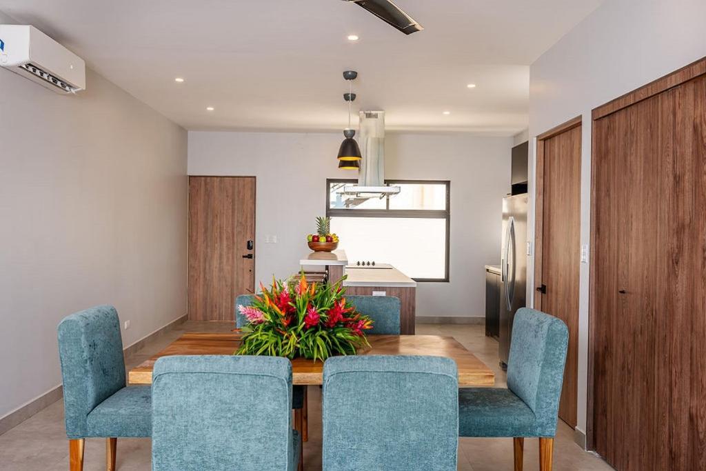 Villa Maravilla Estates, Tamarindo Beach, Prime Location, Family & Friends