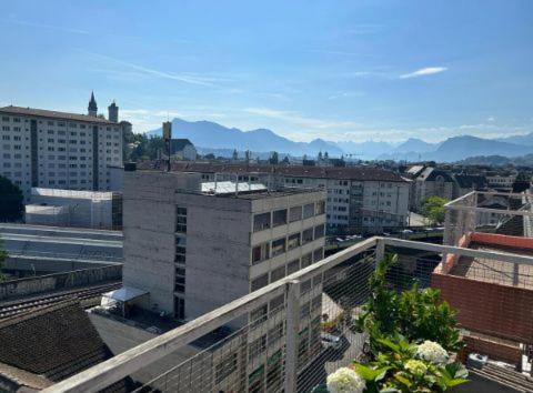 Rooftop ink Parking