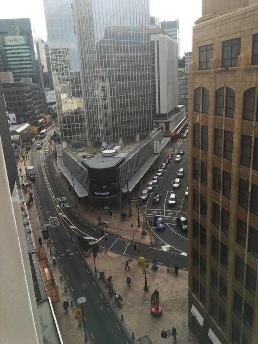 Outstanding Central Lambton Quay Apartment