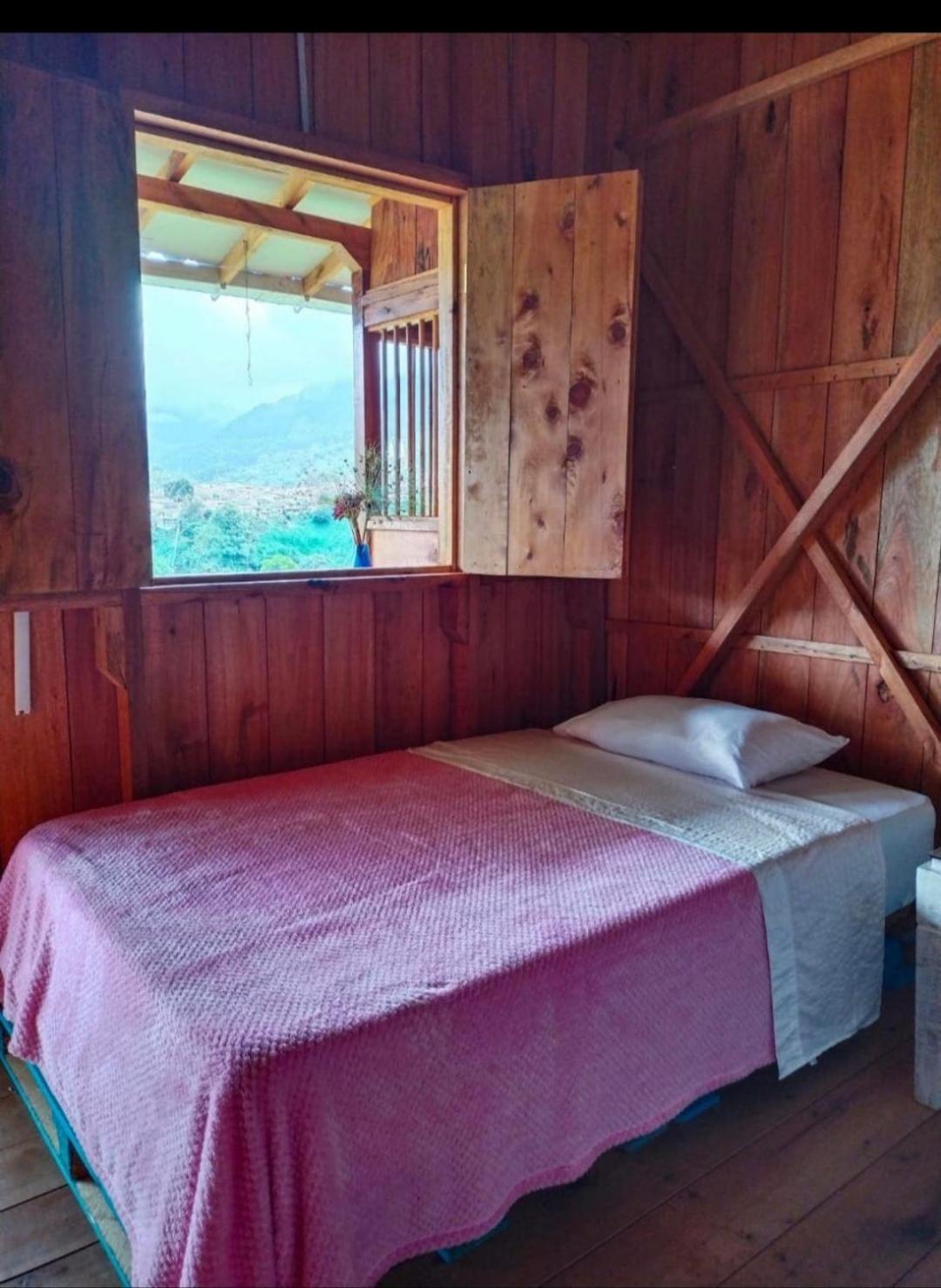 Cabañas Lucerito Turpial