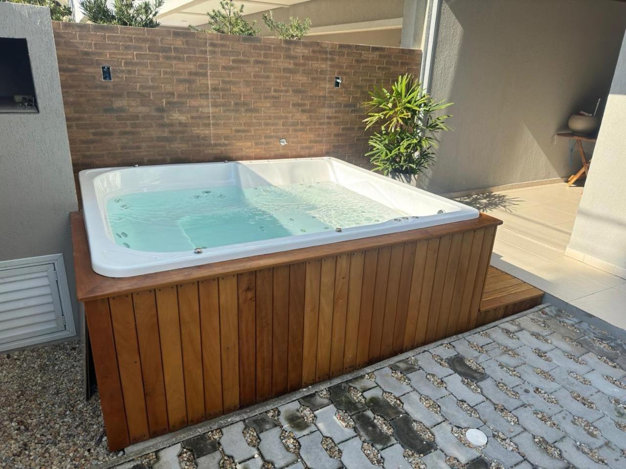 Apartamento duplex térreo com super SPA