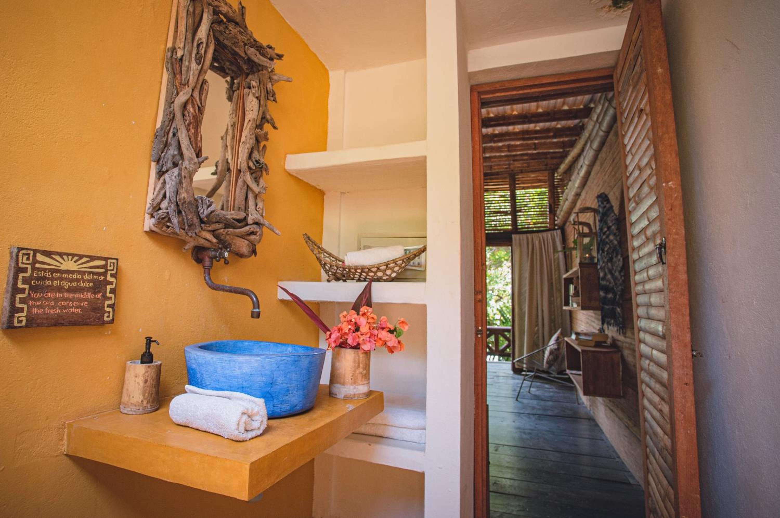 Isla Fuerte Eco House