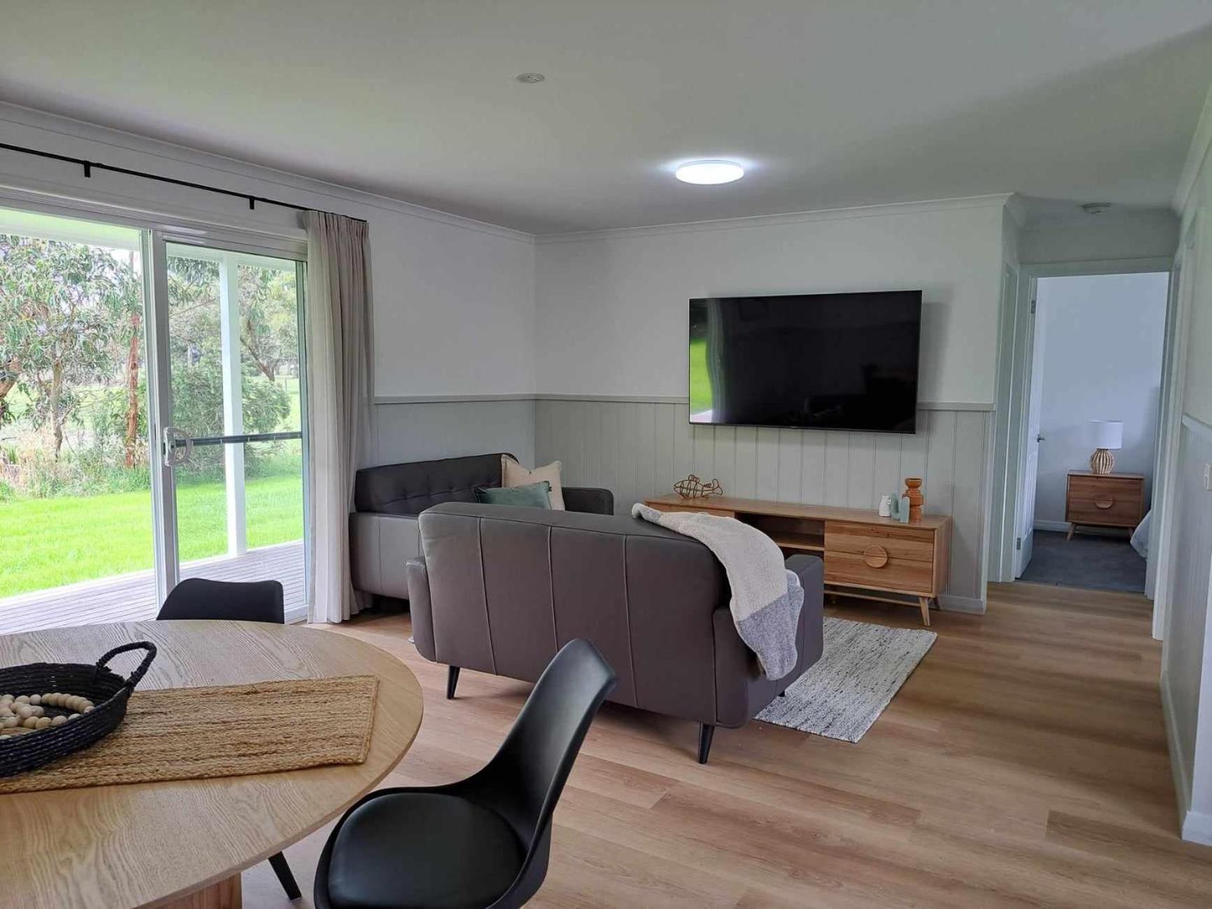 Prom Port Holiday Cottages-Wilsons Prom,Port Welshpool,Port Anthony, Barry Beach - Fishing