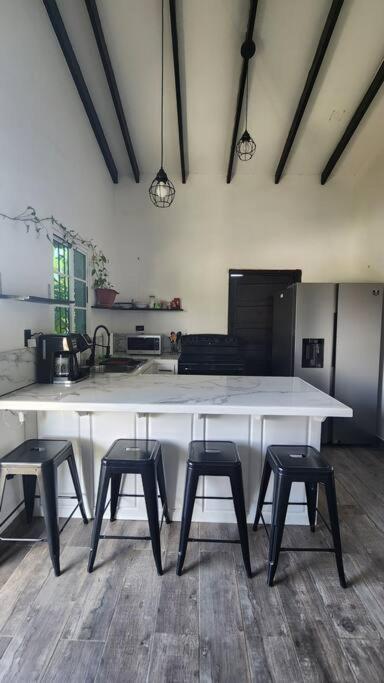 Belize Vacations - Casa Castellanos, cozy home in San Ignacio - Property Image 5