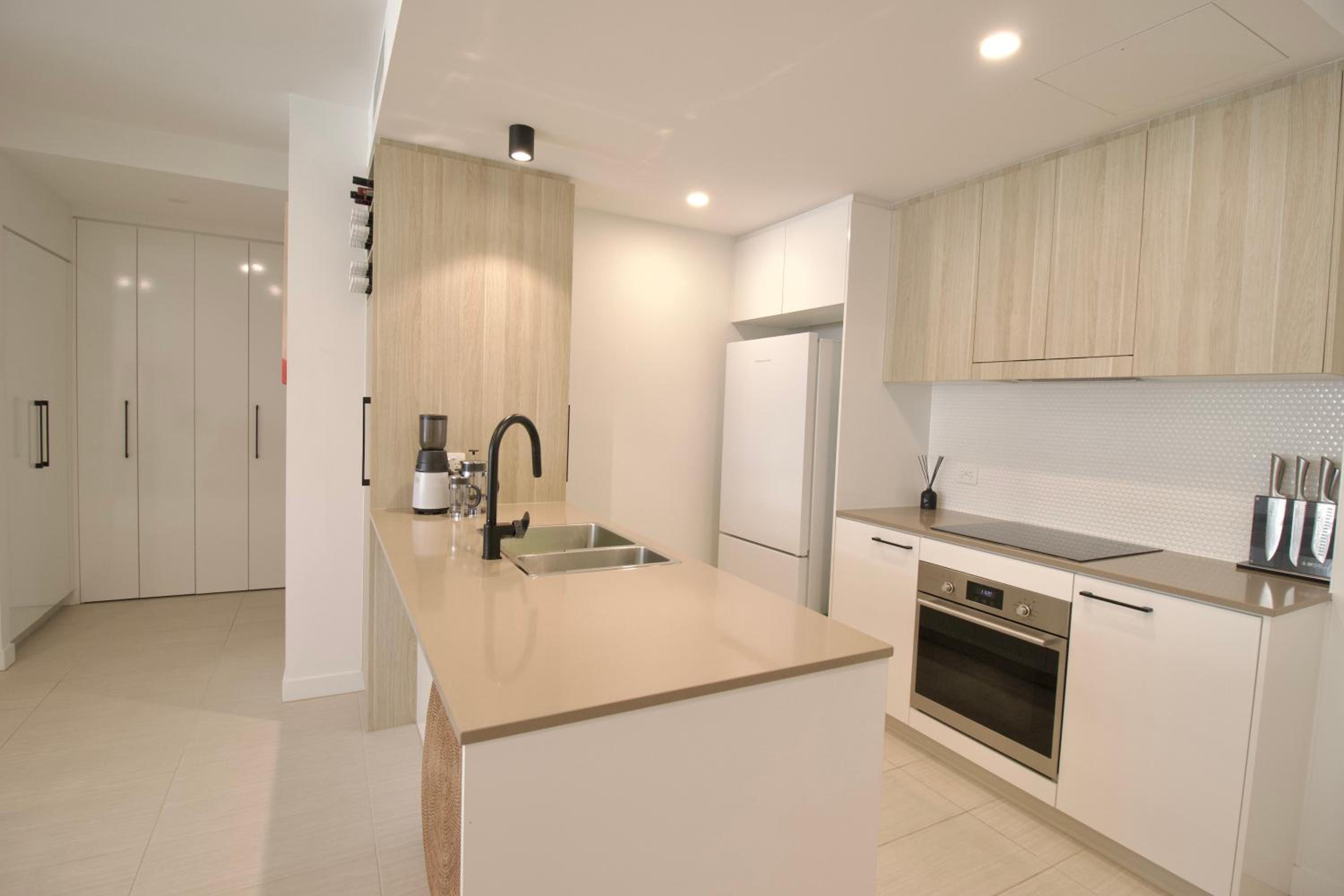 UNIT20707-Maroochy Central