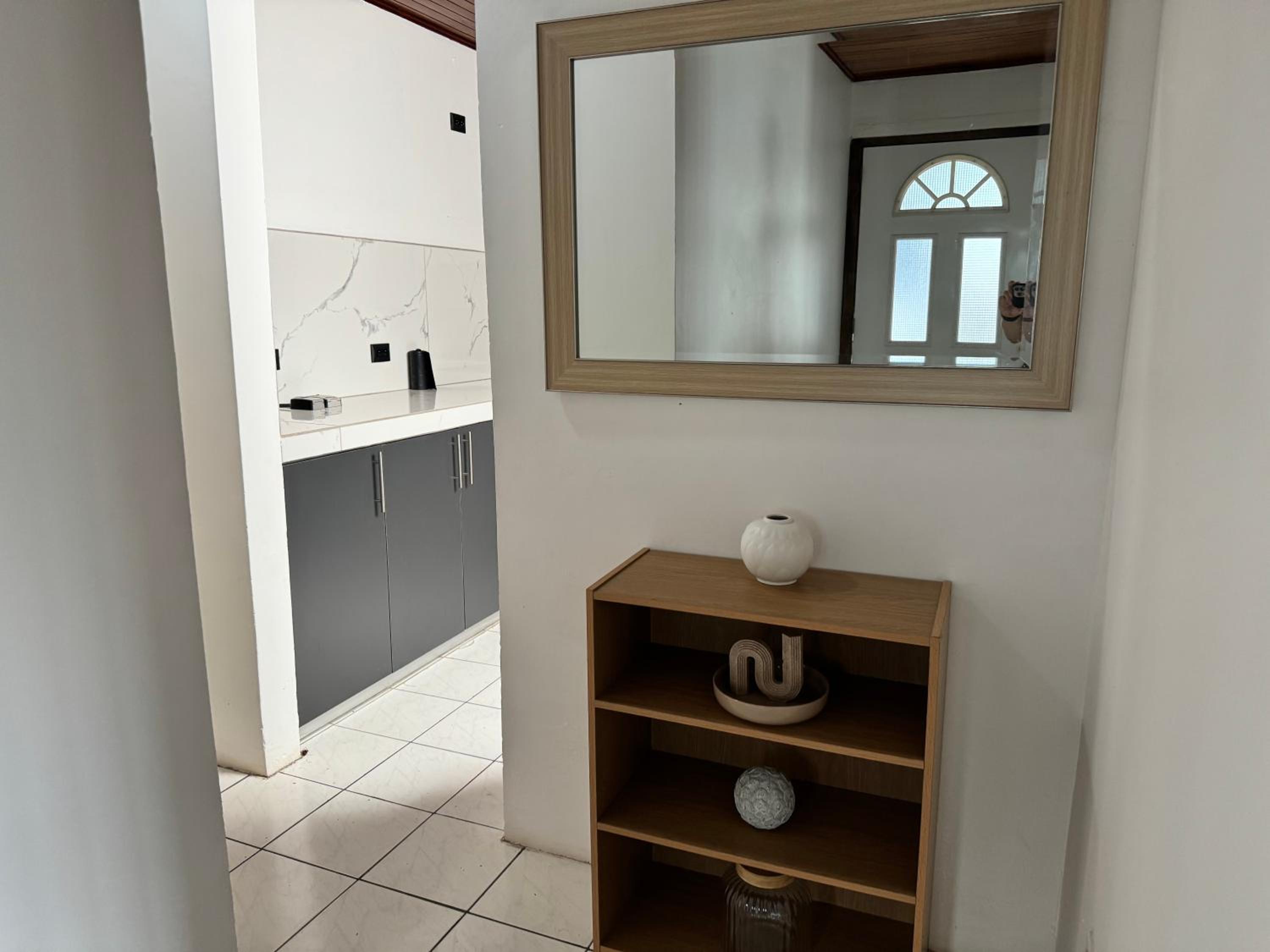 Charming house 5 min airport with Ac