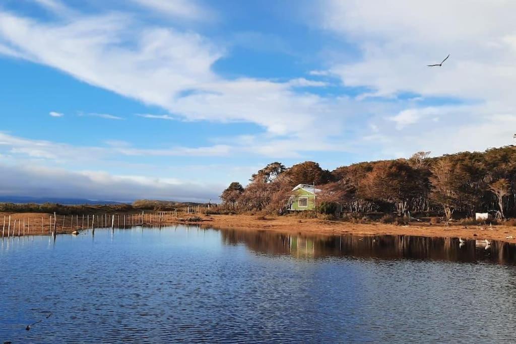 Cabaña autosustentable, a orillas del canal Beagle