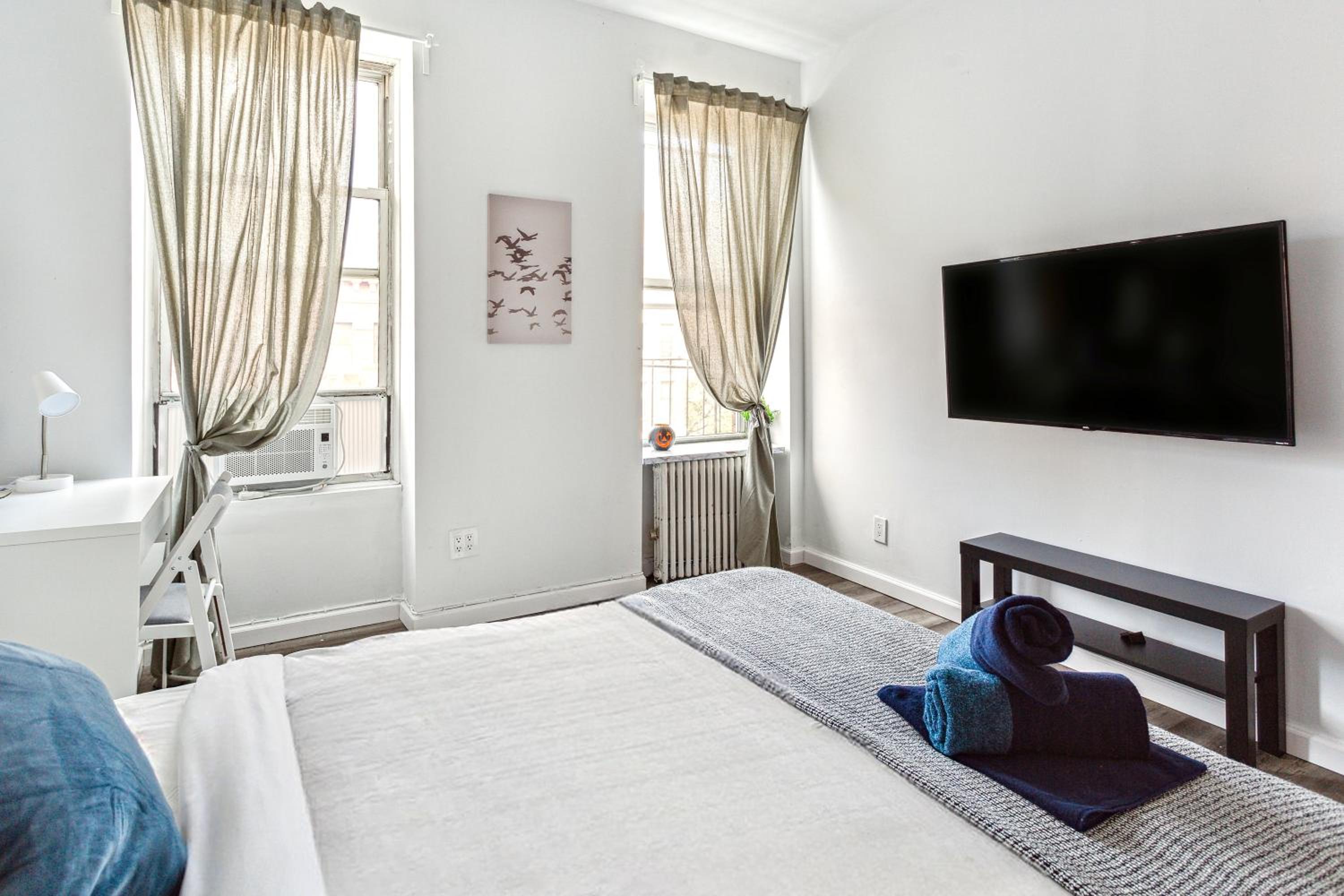 3 Bedroom Family Apartment in Hells Kitchen