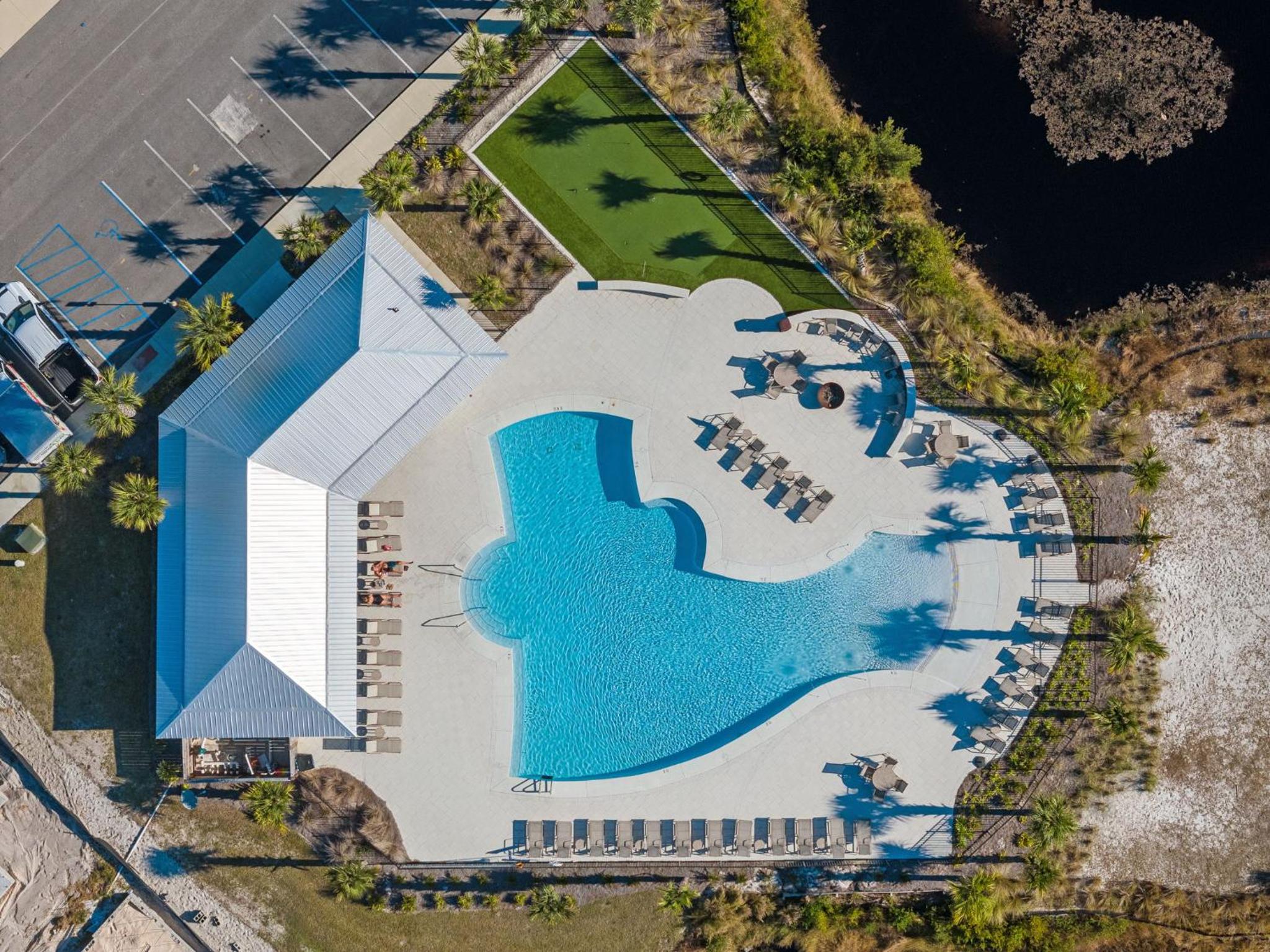 Whiskey Sands - Luxury by Gulf State Park, Great Views, Walk to Beach and Restaurants, Beautiful Pool, Fenced Yard! view 5
