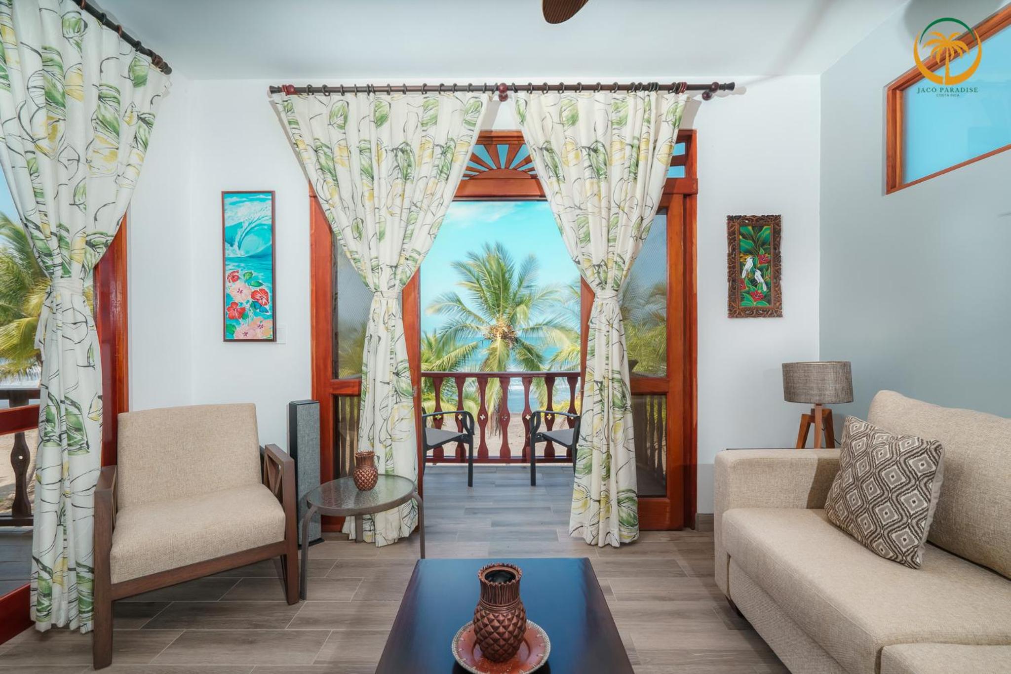 Condo Ocean front with Rooftop in Bahia Azul, Jaco Beach
