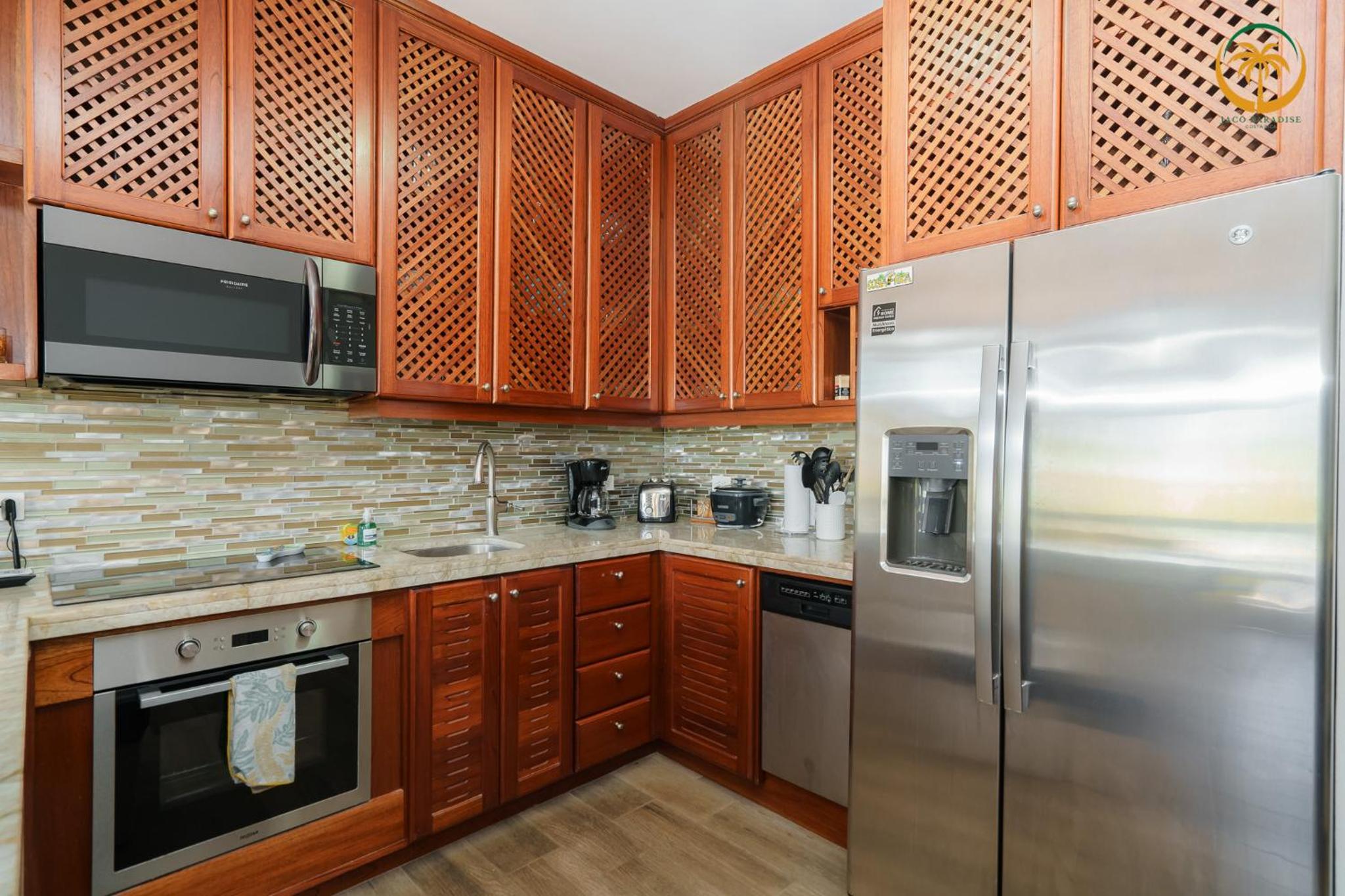 Condo Ocean front with Rooftop in Bahia Azul, Jaco Beach